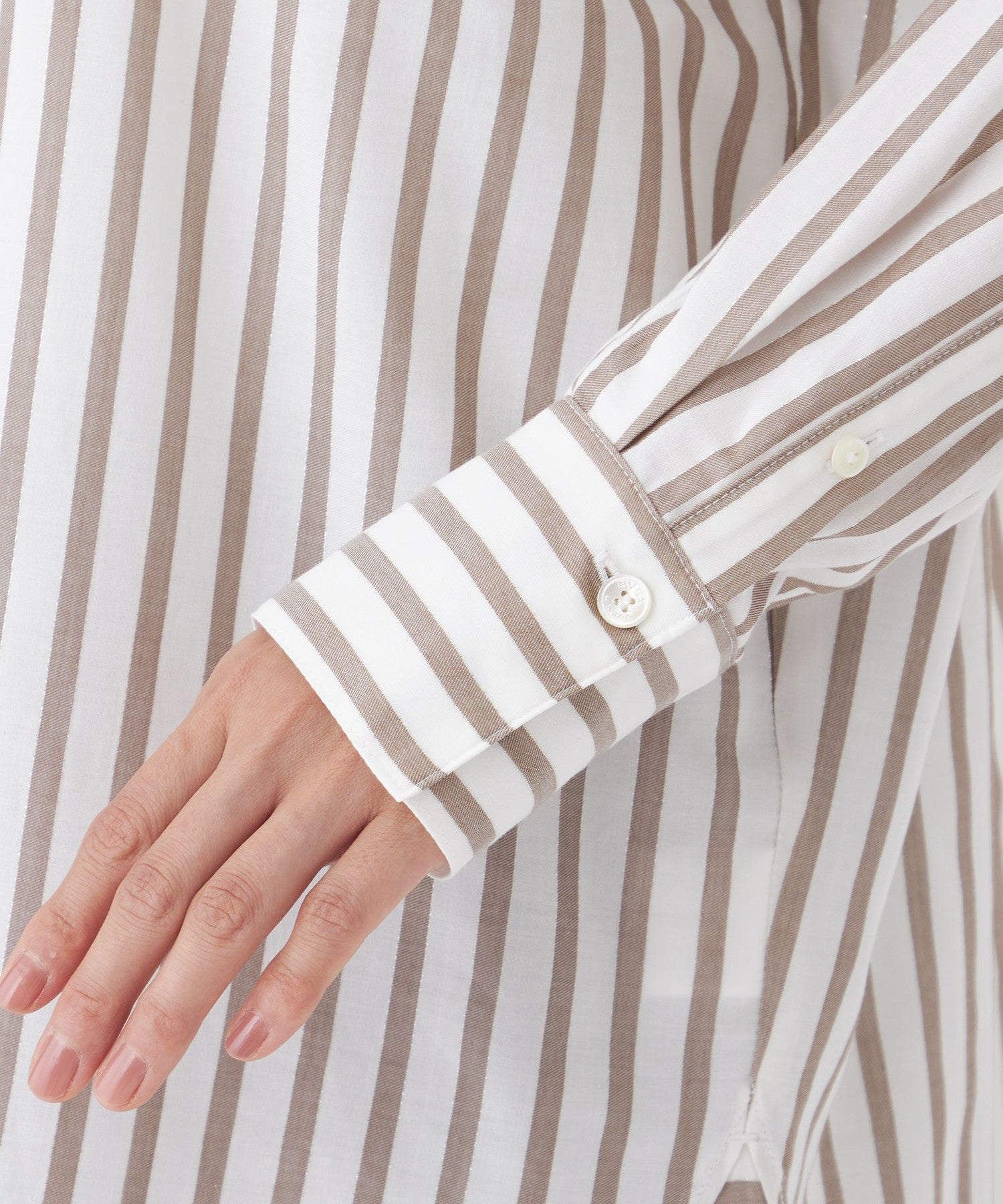 2213-U5M0764540__N,40,