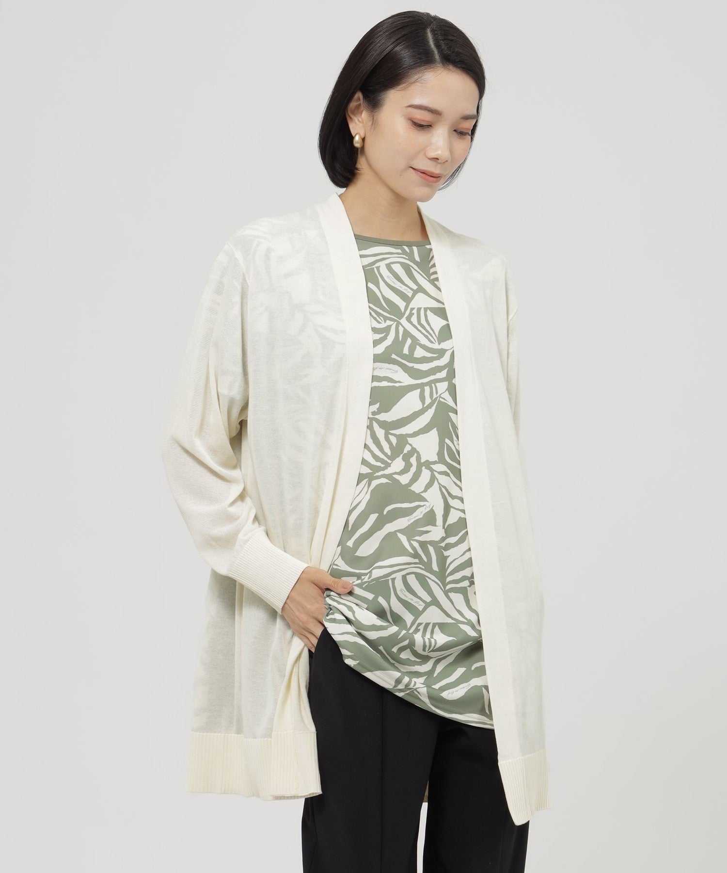 2213-U5N0231302__,02,モデル身長166cm 着用サイズ：40