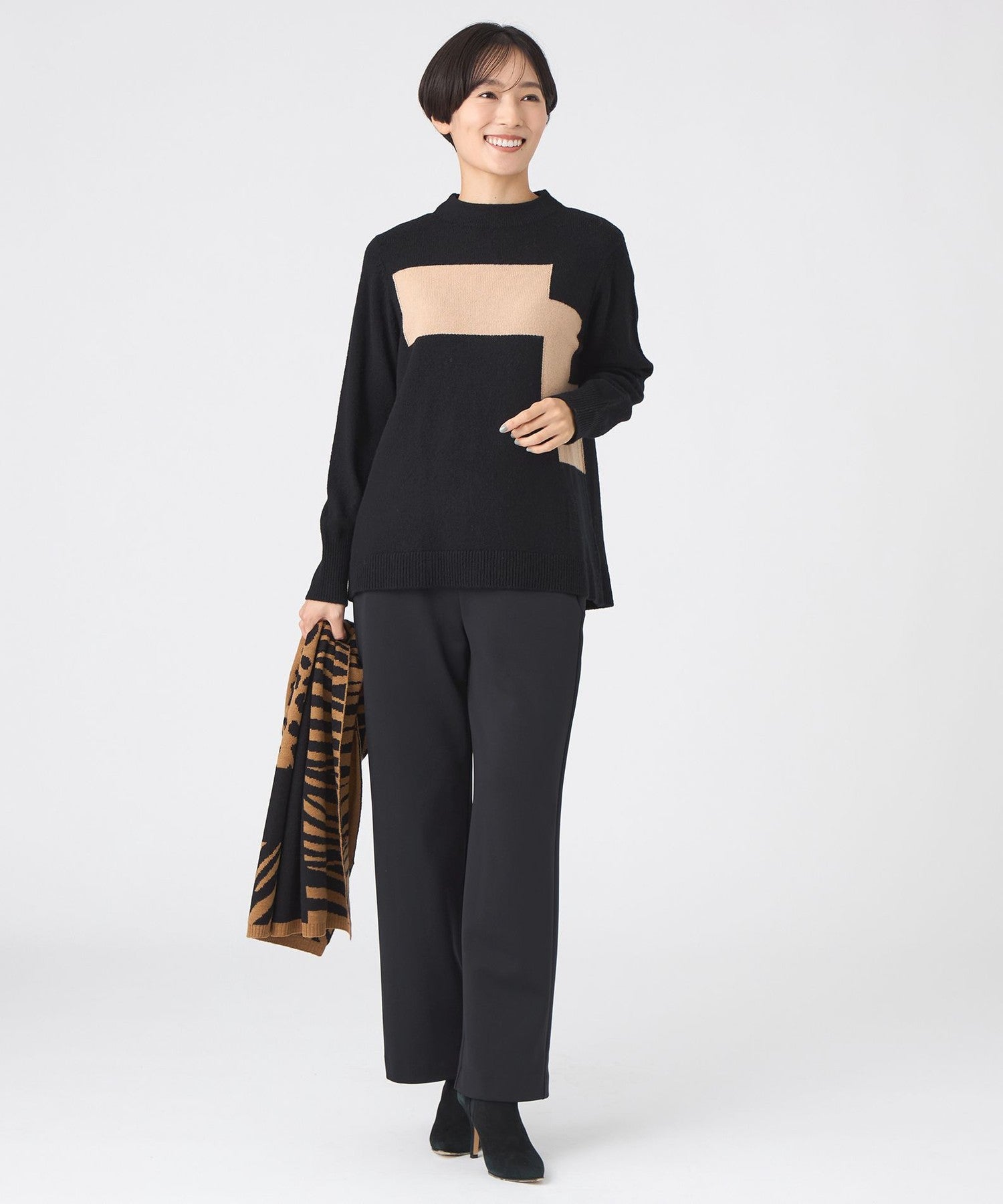 2213-U5N0667230__J,30,