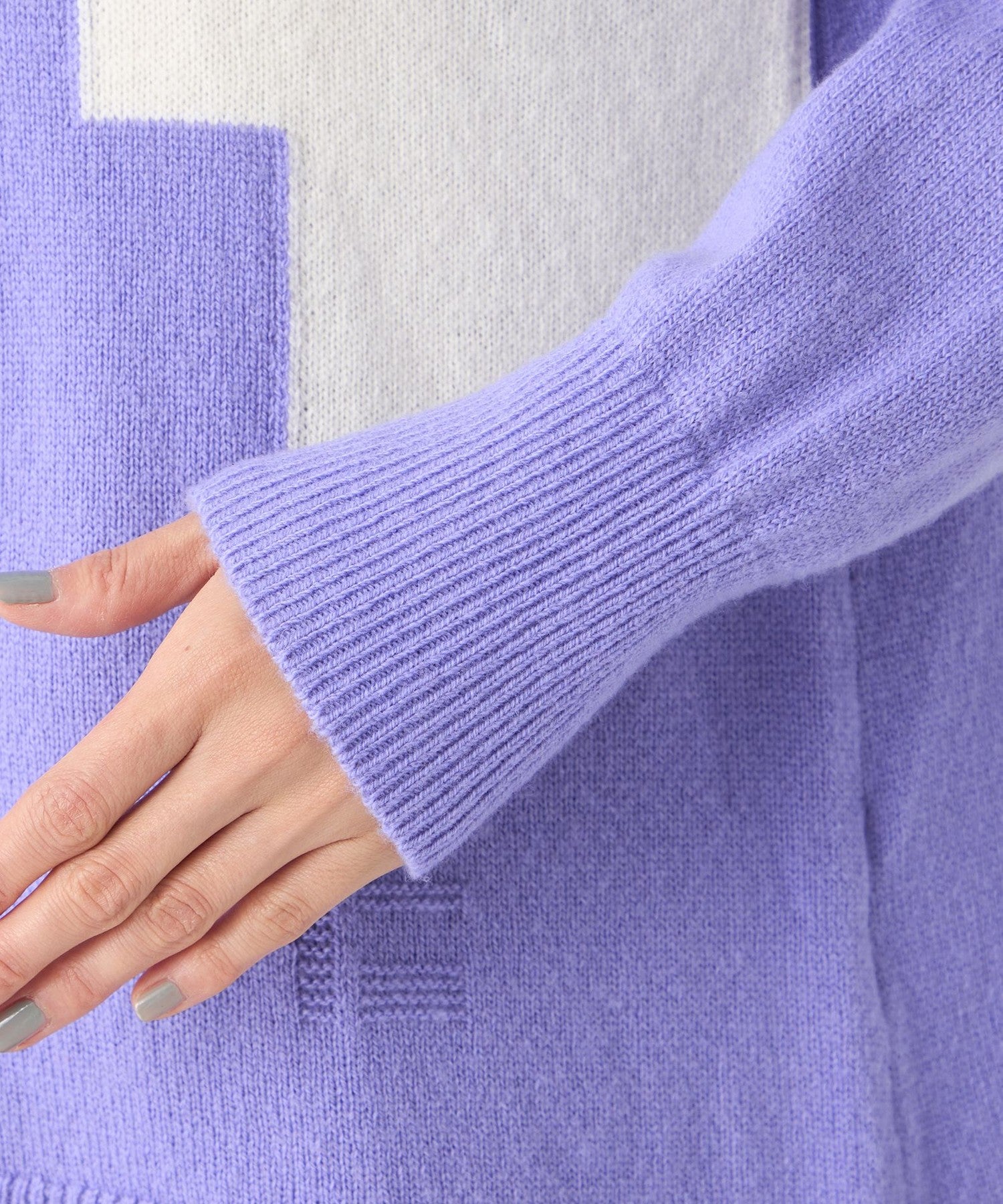 2213-U5N0667230__P,30,