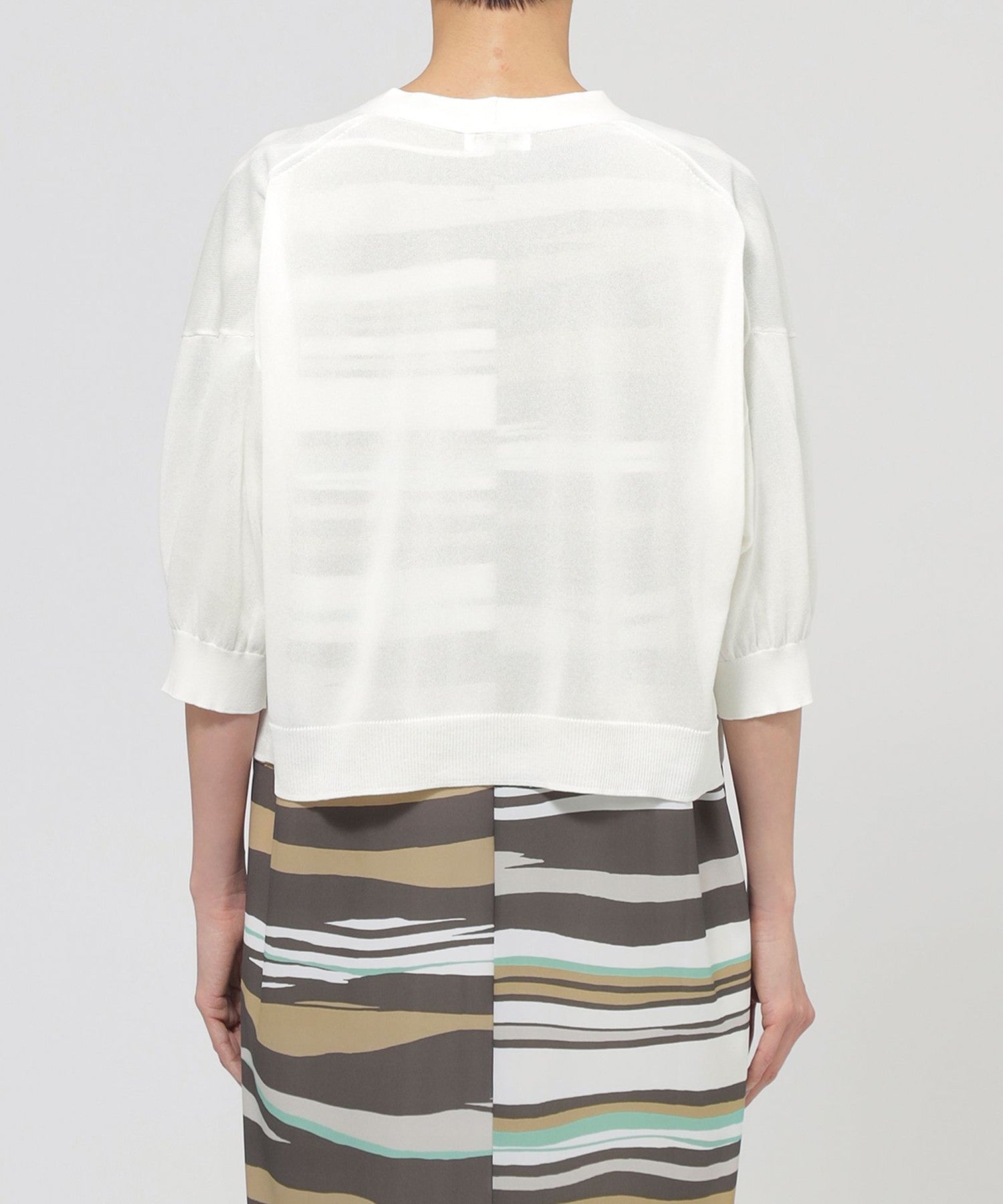 2213-U5N1055402__L,02,