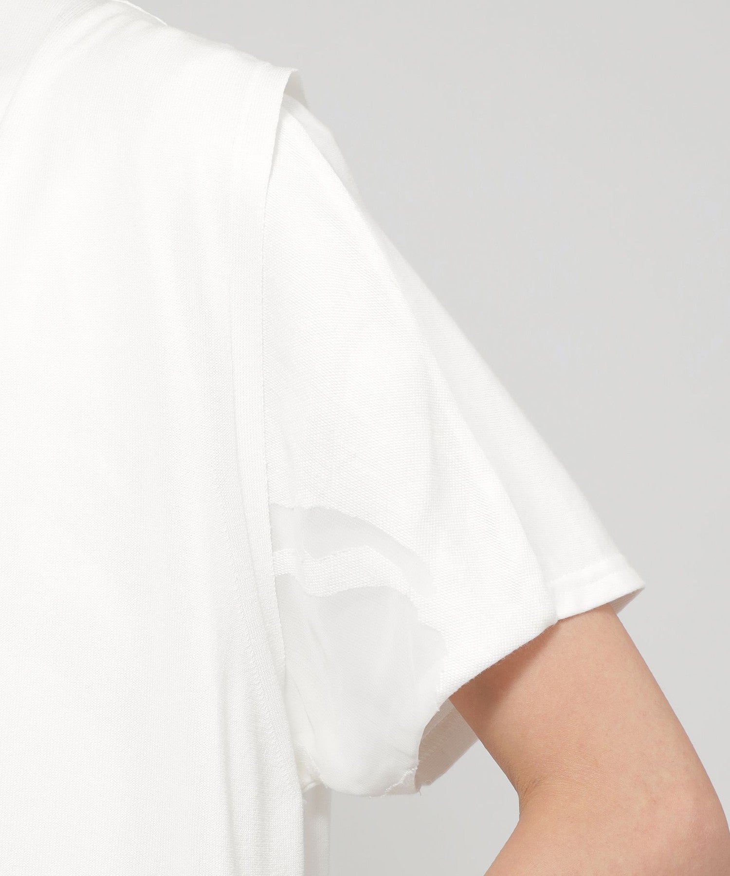 2213-U5N1155502__M,02,