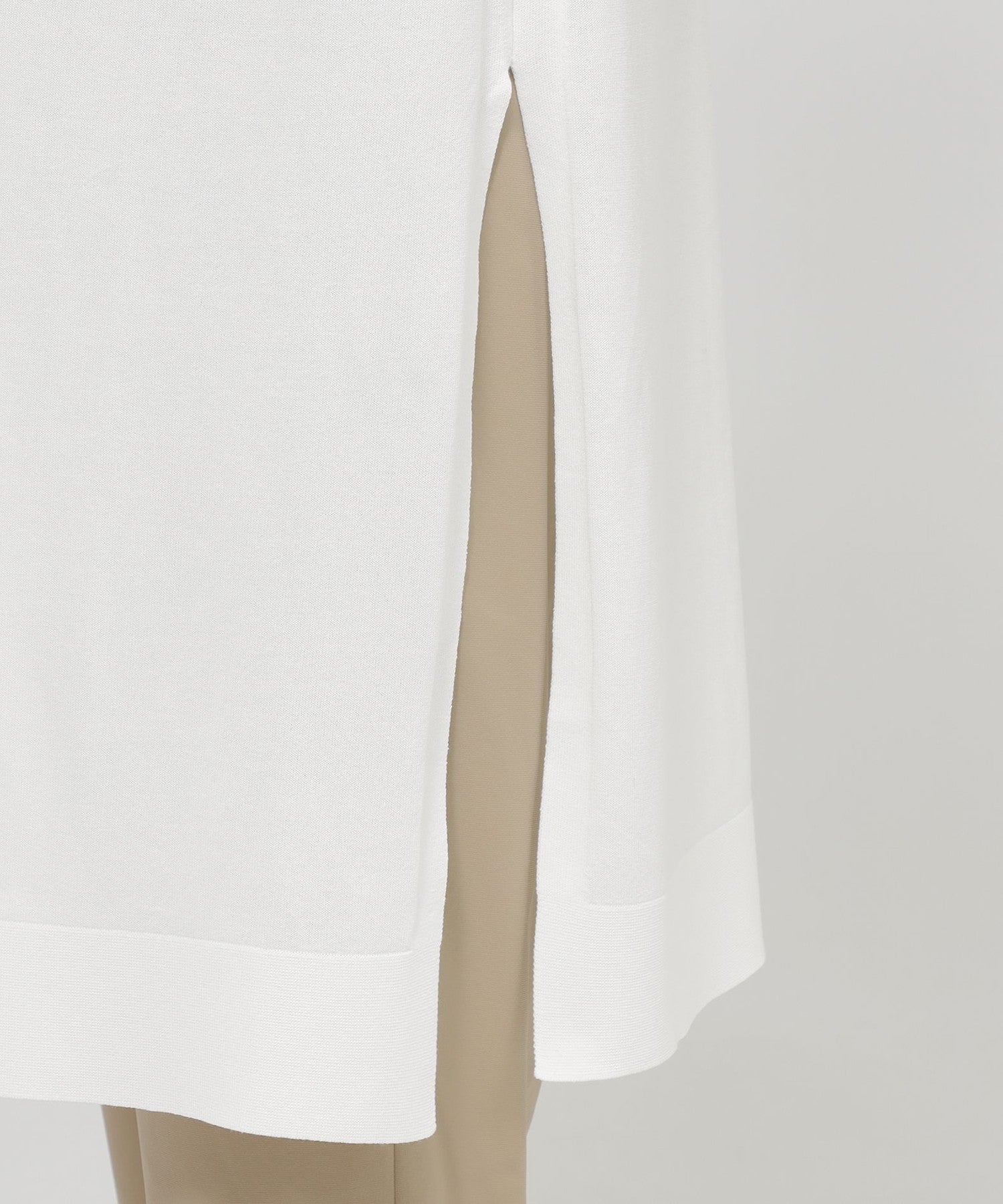 2213-U5N1155502__N,02,