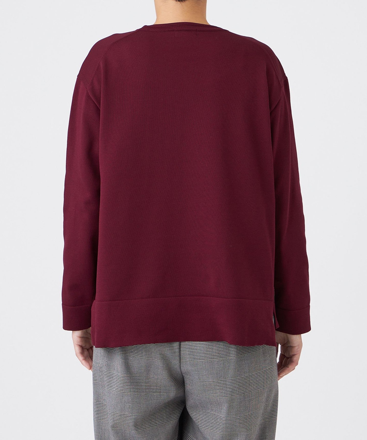 2213-U5N1265218__M,18,