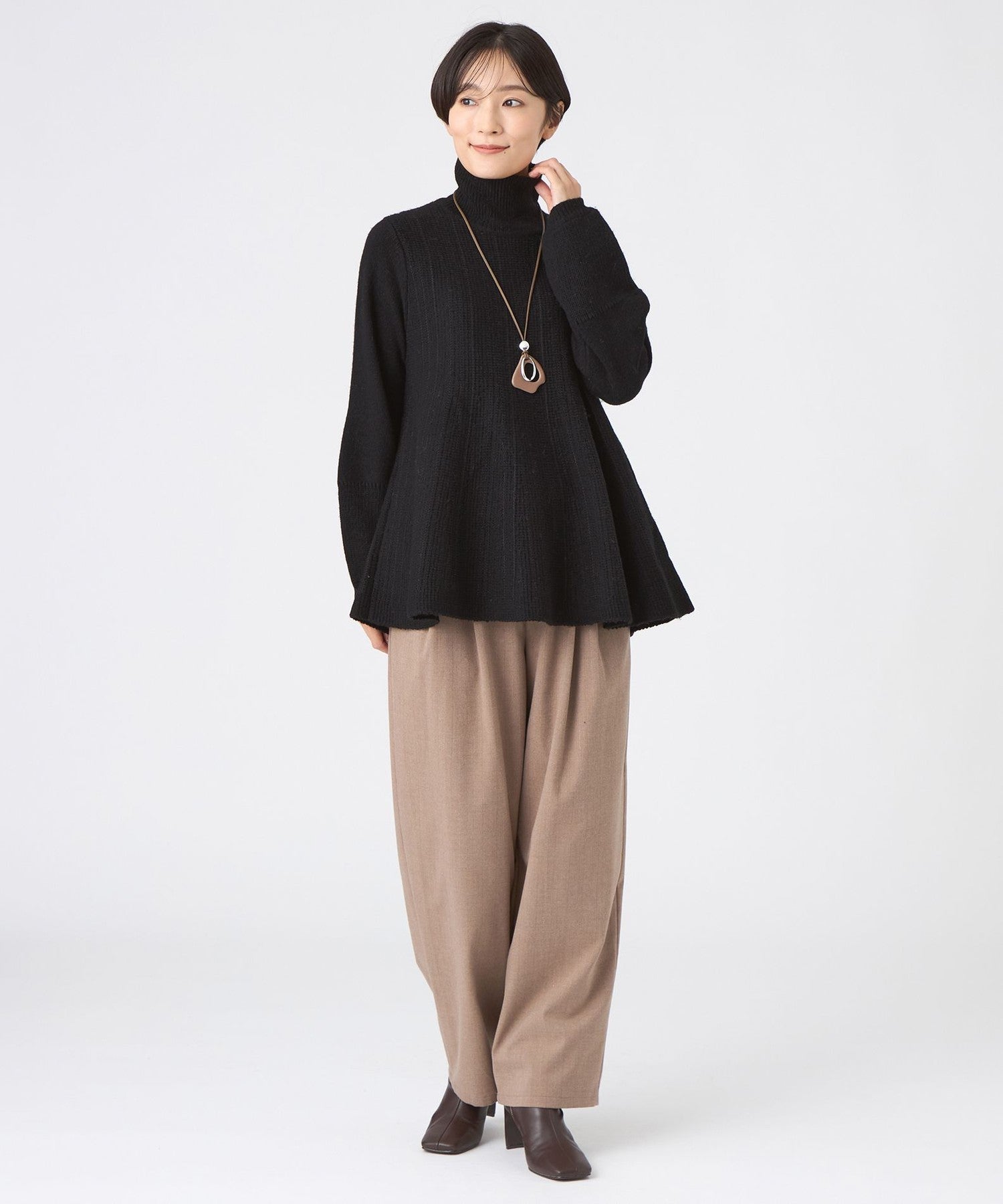 2213-U5N1767602__I,02,