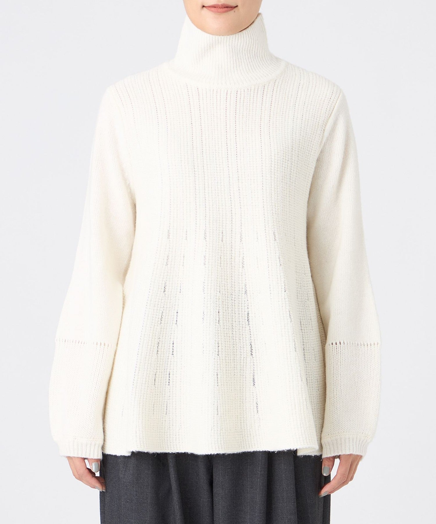 2213-U5N1767602__J,02,