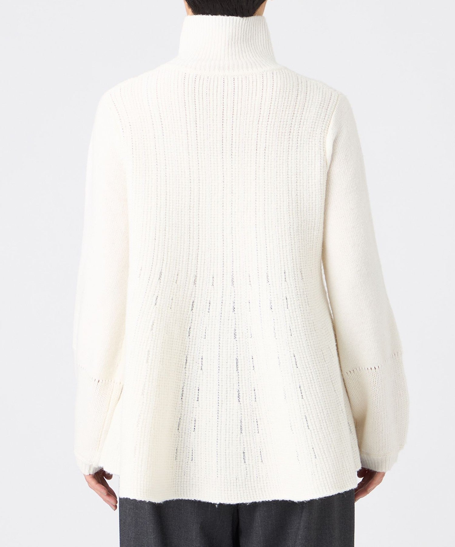 2213-U5N1767602__L,02,