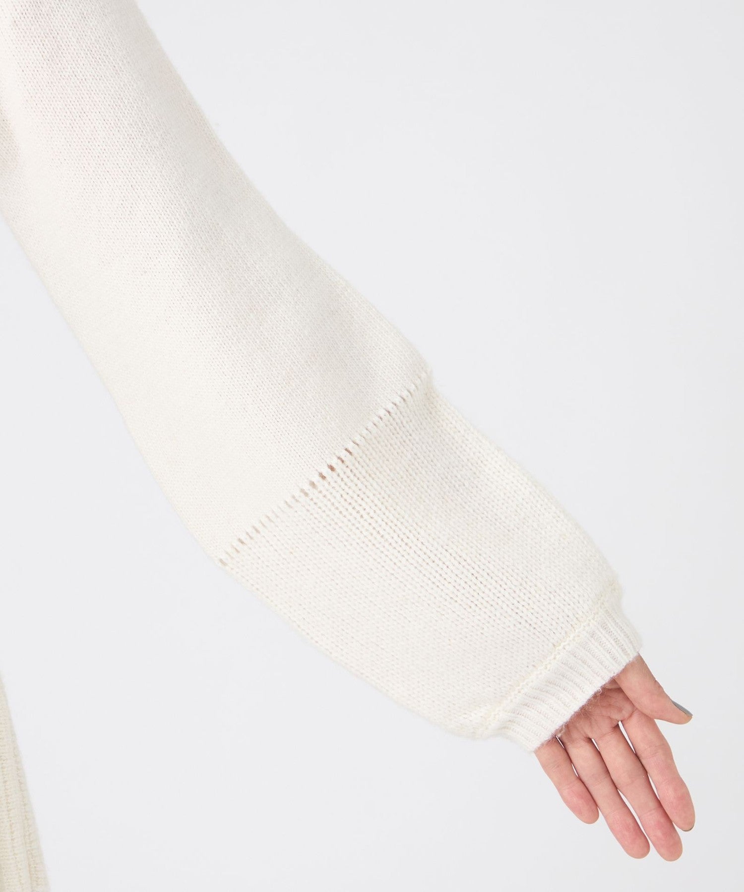 2213-U5N1767602__M,02,