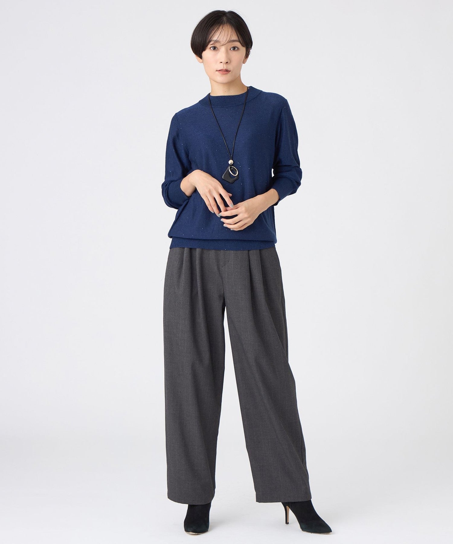 2213-U5N1868202__J,02,