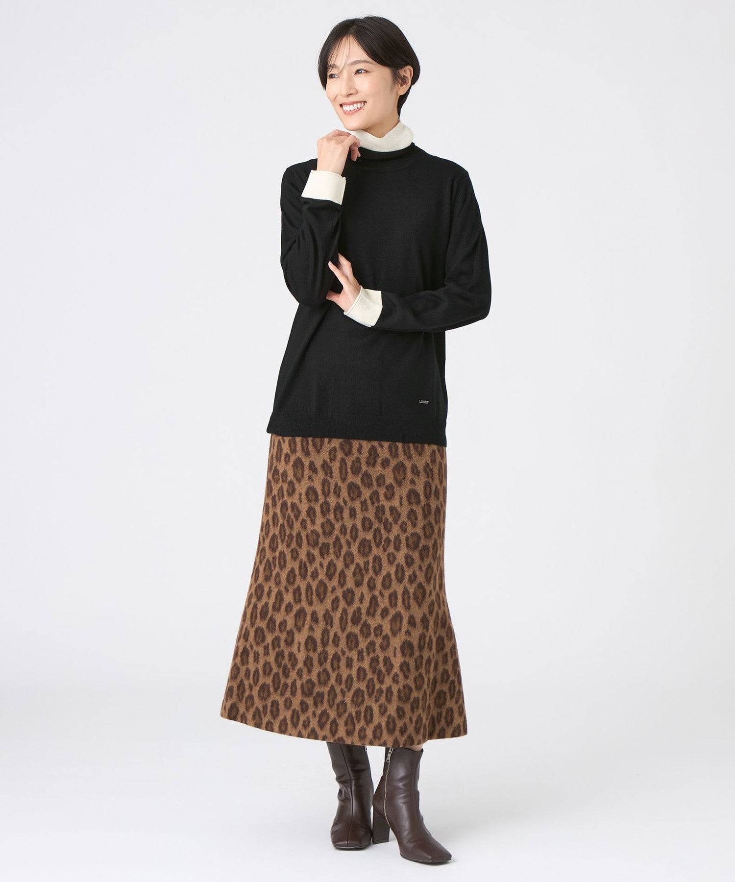 2213-U5N5266315__L,15,