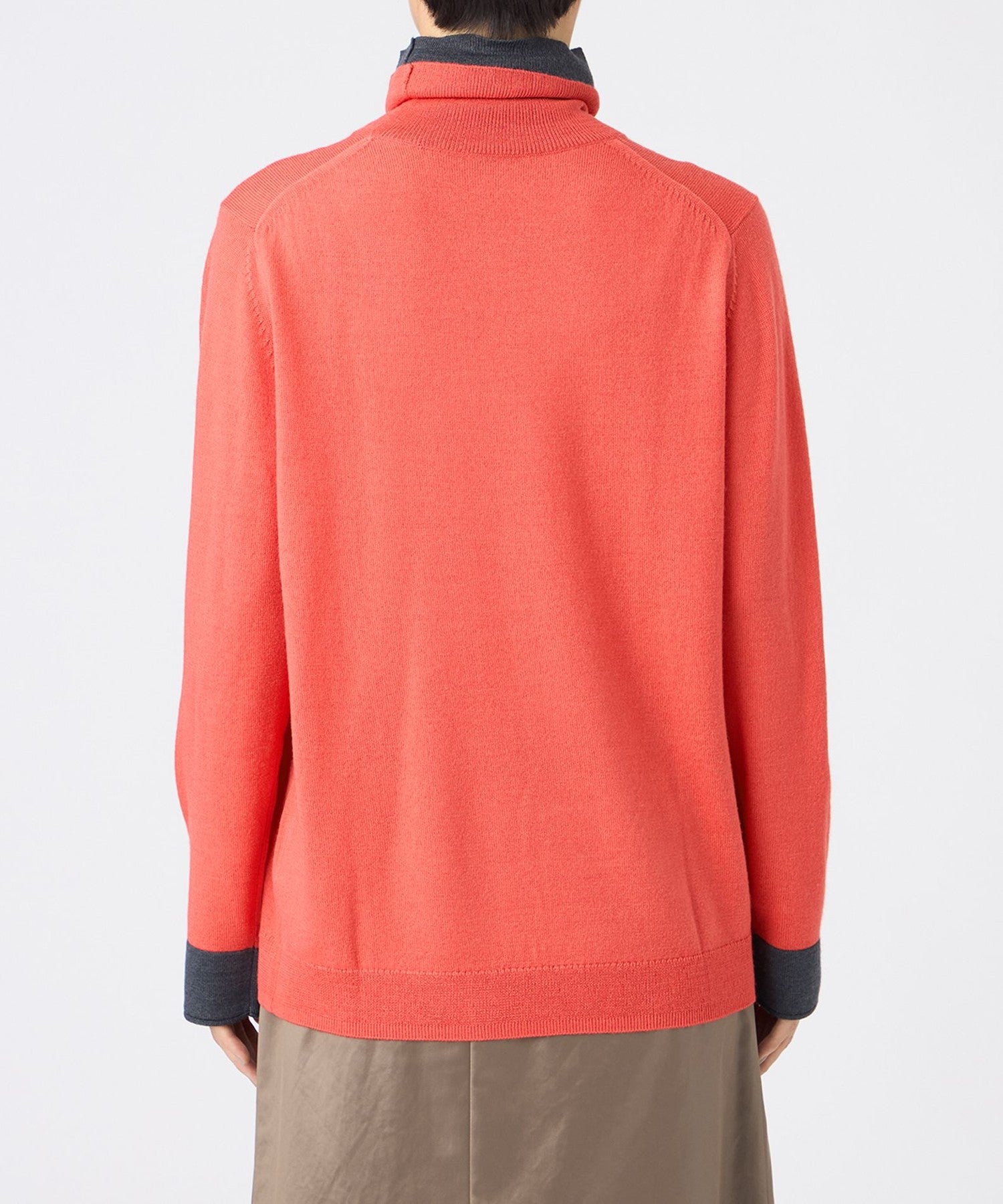 2213-U5N5266315__S,15,