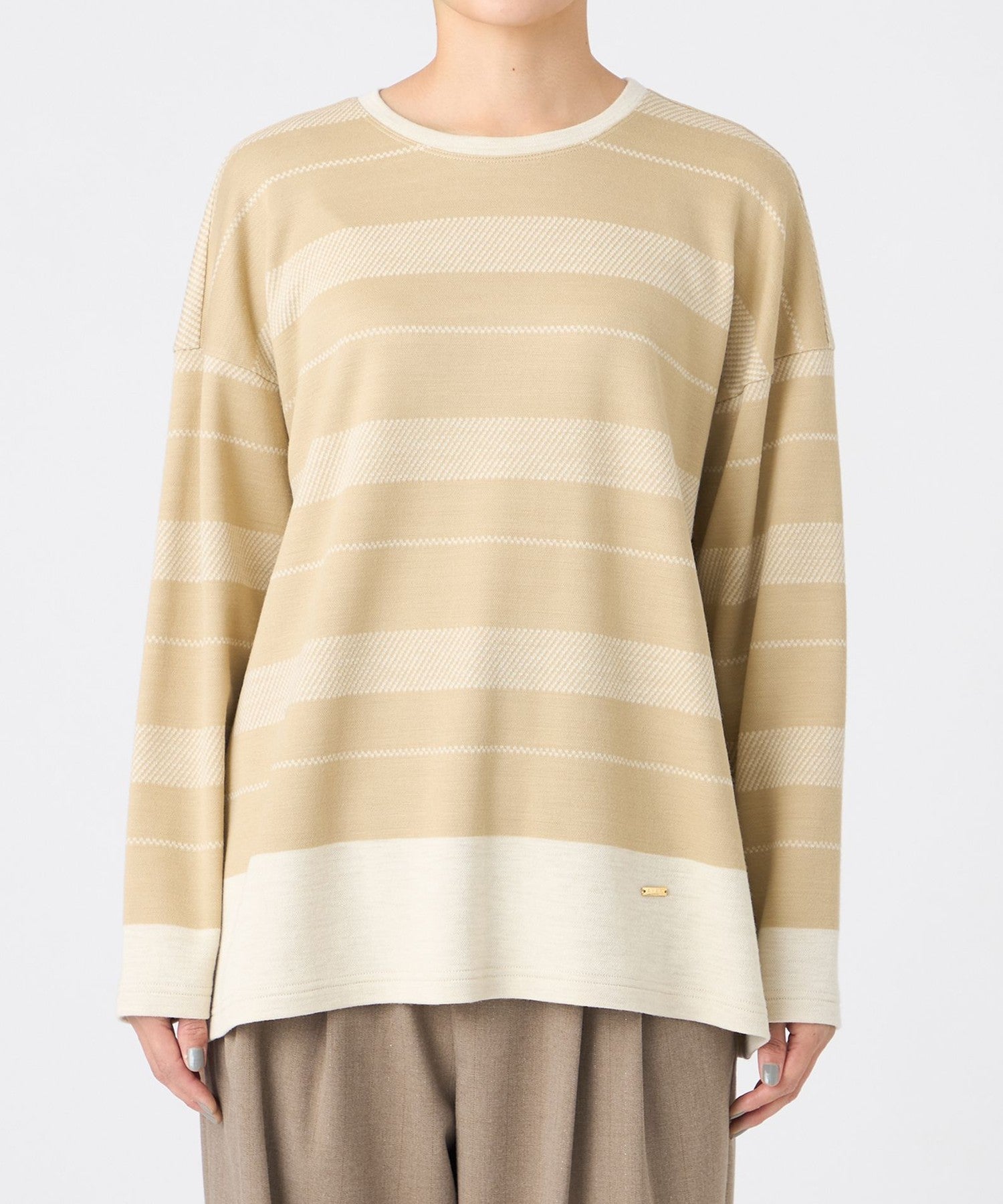 2213-U5P1367540__L,40,