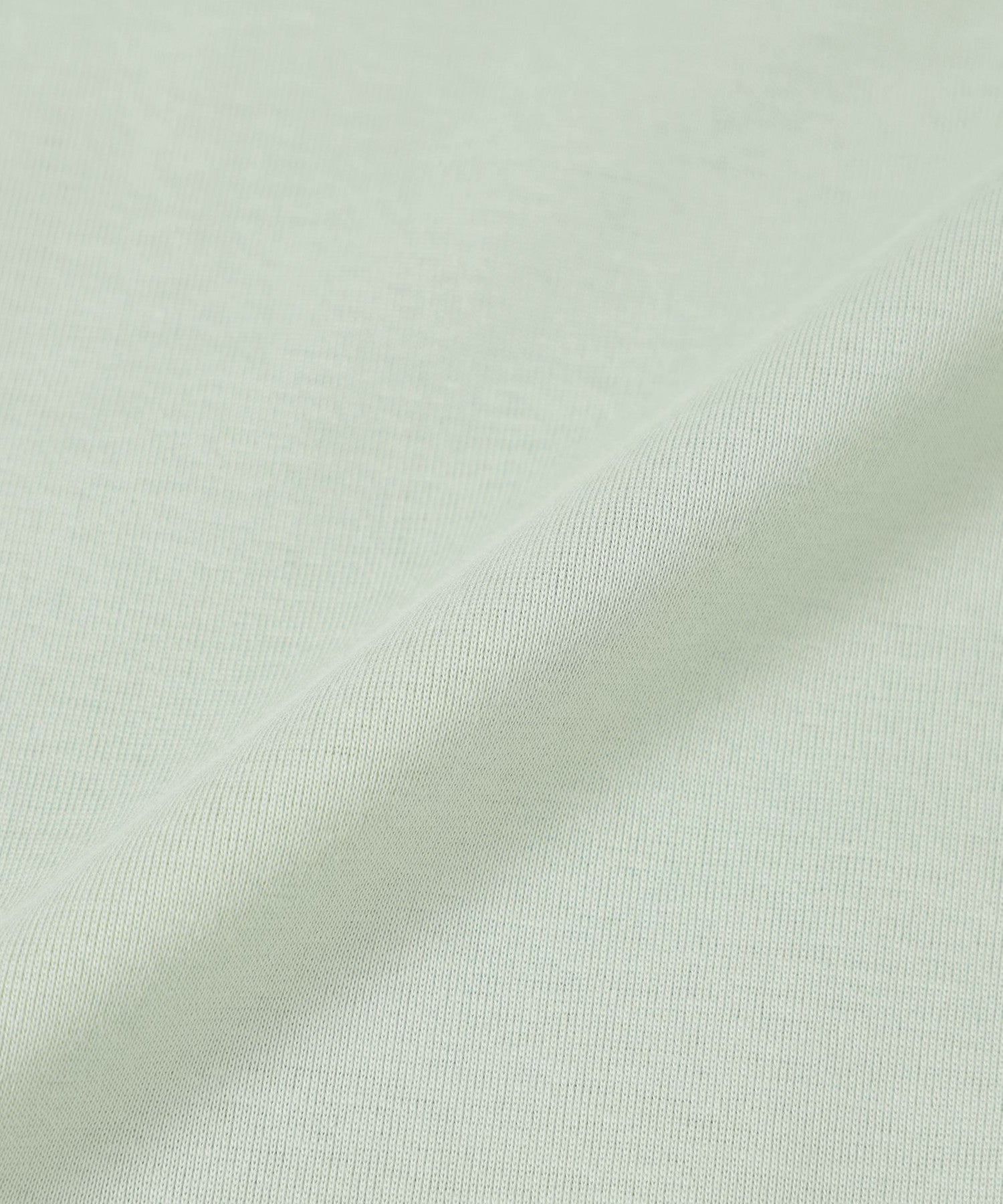 2213-U5P2456970__P,70,