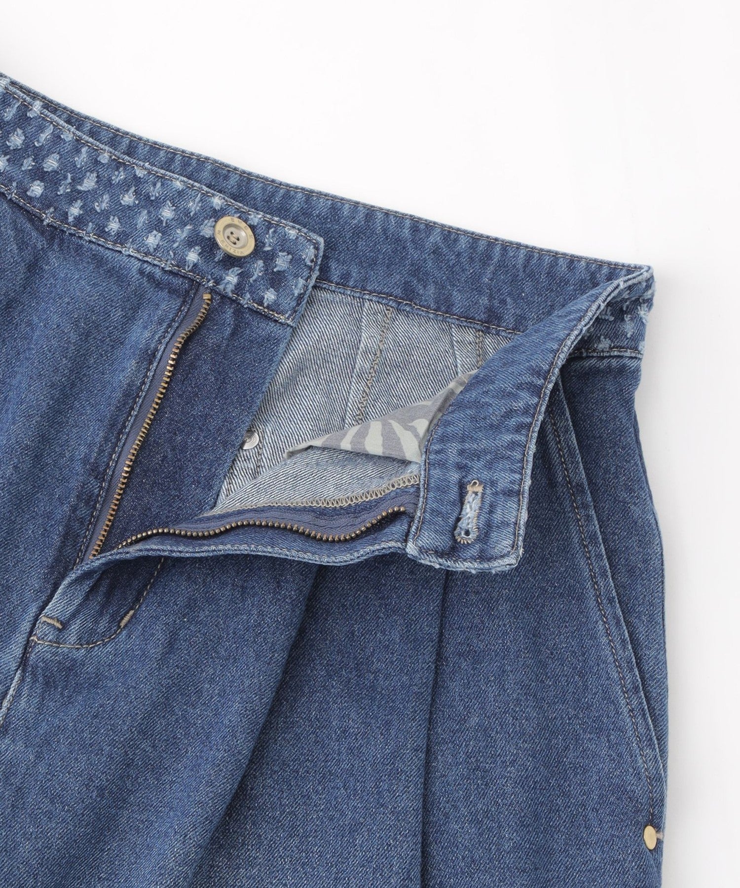 2213-U5R0362629__N,29,