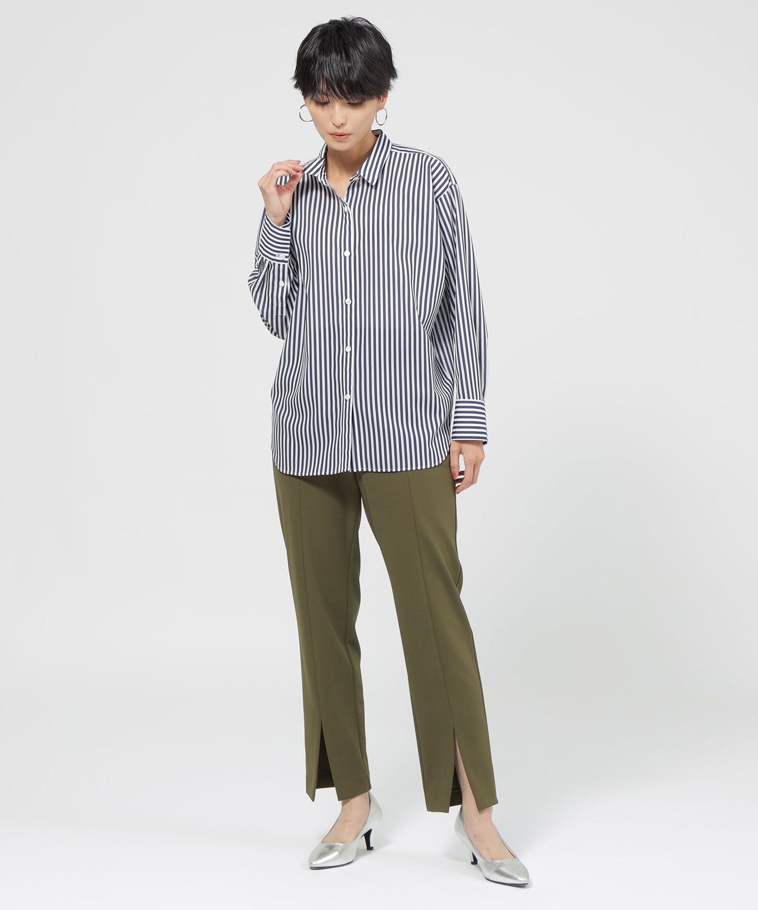 2213-U5R0543609__I,09,