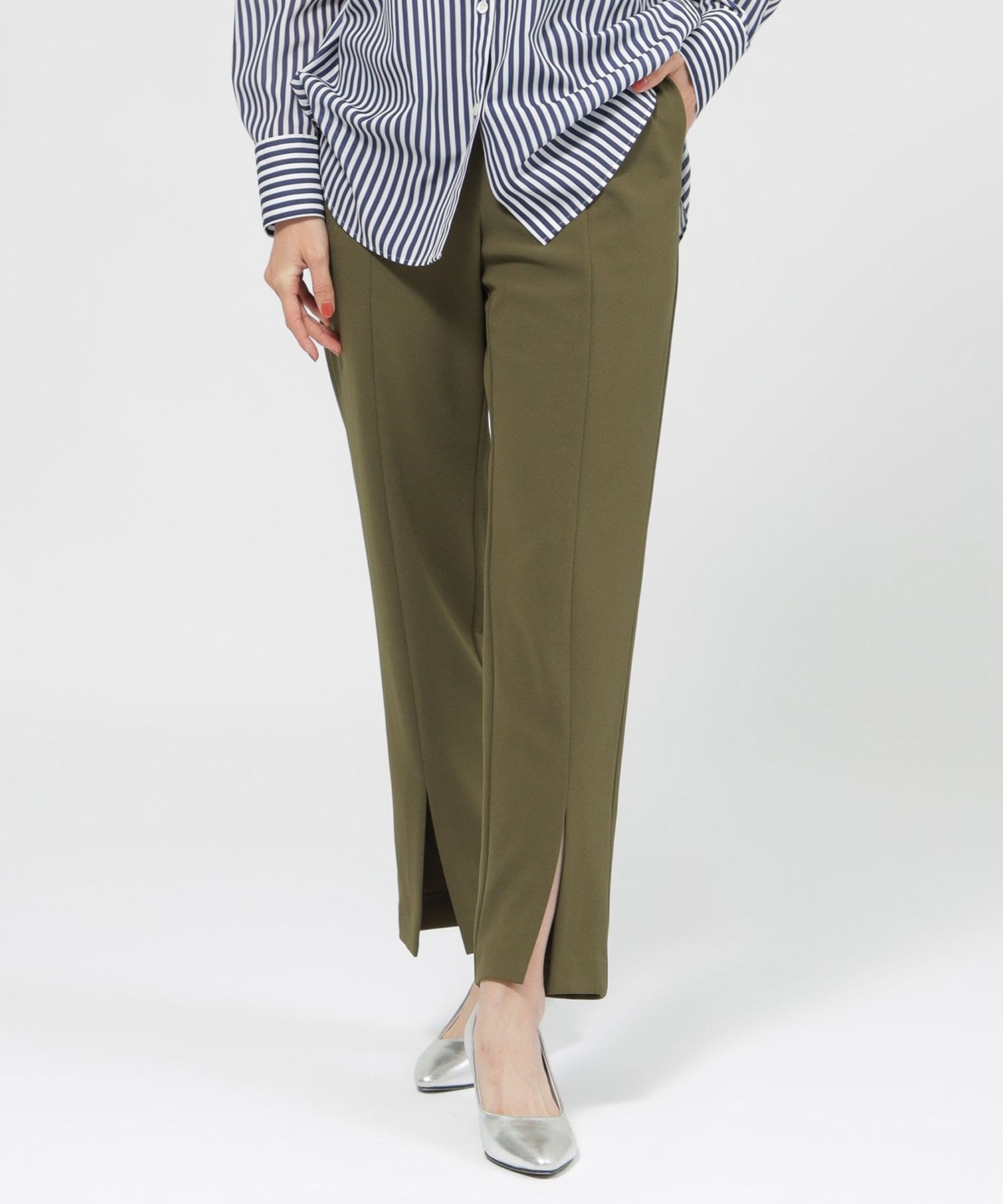 2213-U5R0543675__,75,モデル身長165cm 着用サイズ：40