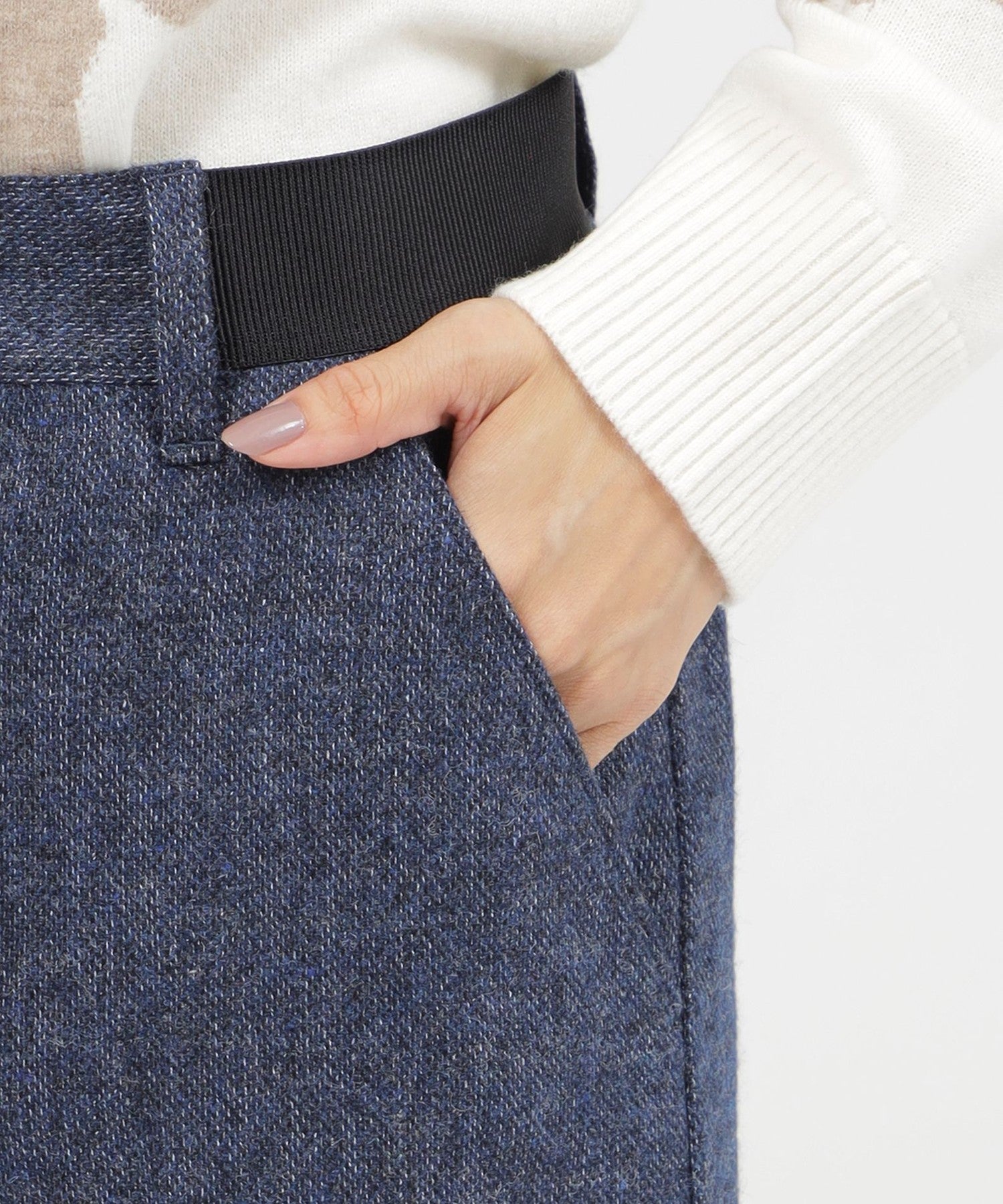 2213-U5R0645129__M,29,