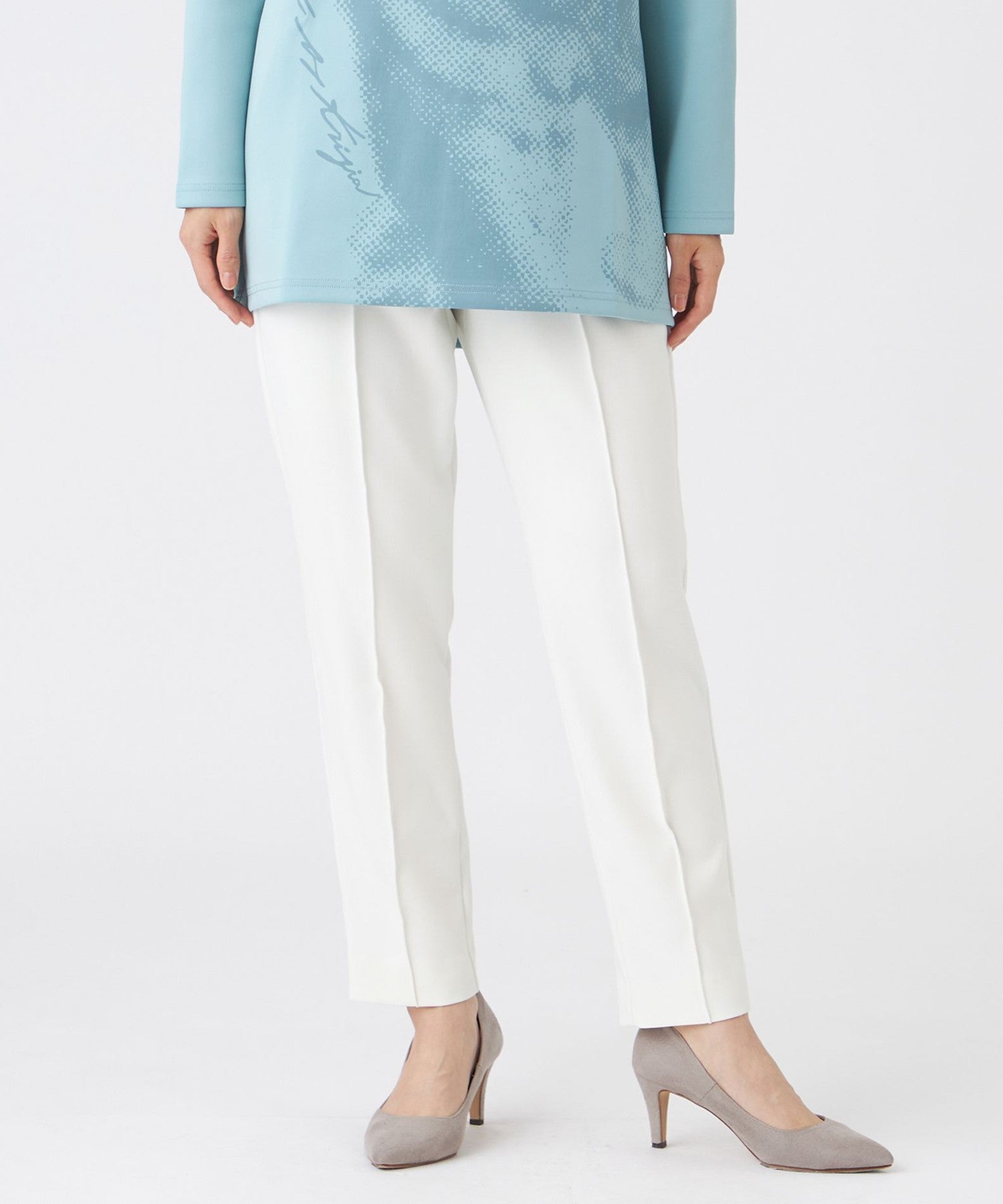 2213-U5R3069602__,02,