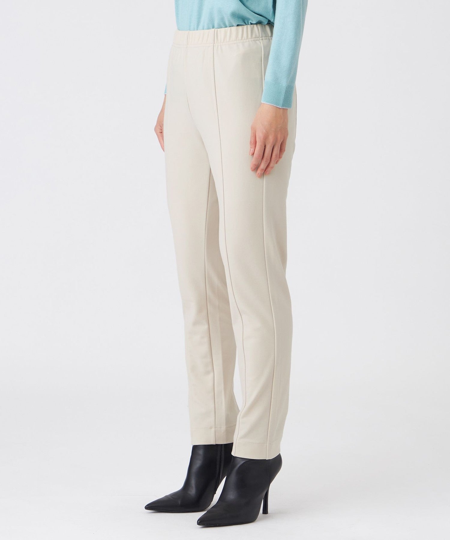 2213-U5R3268540__Q,40,