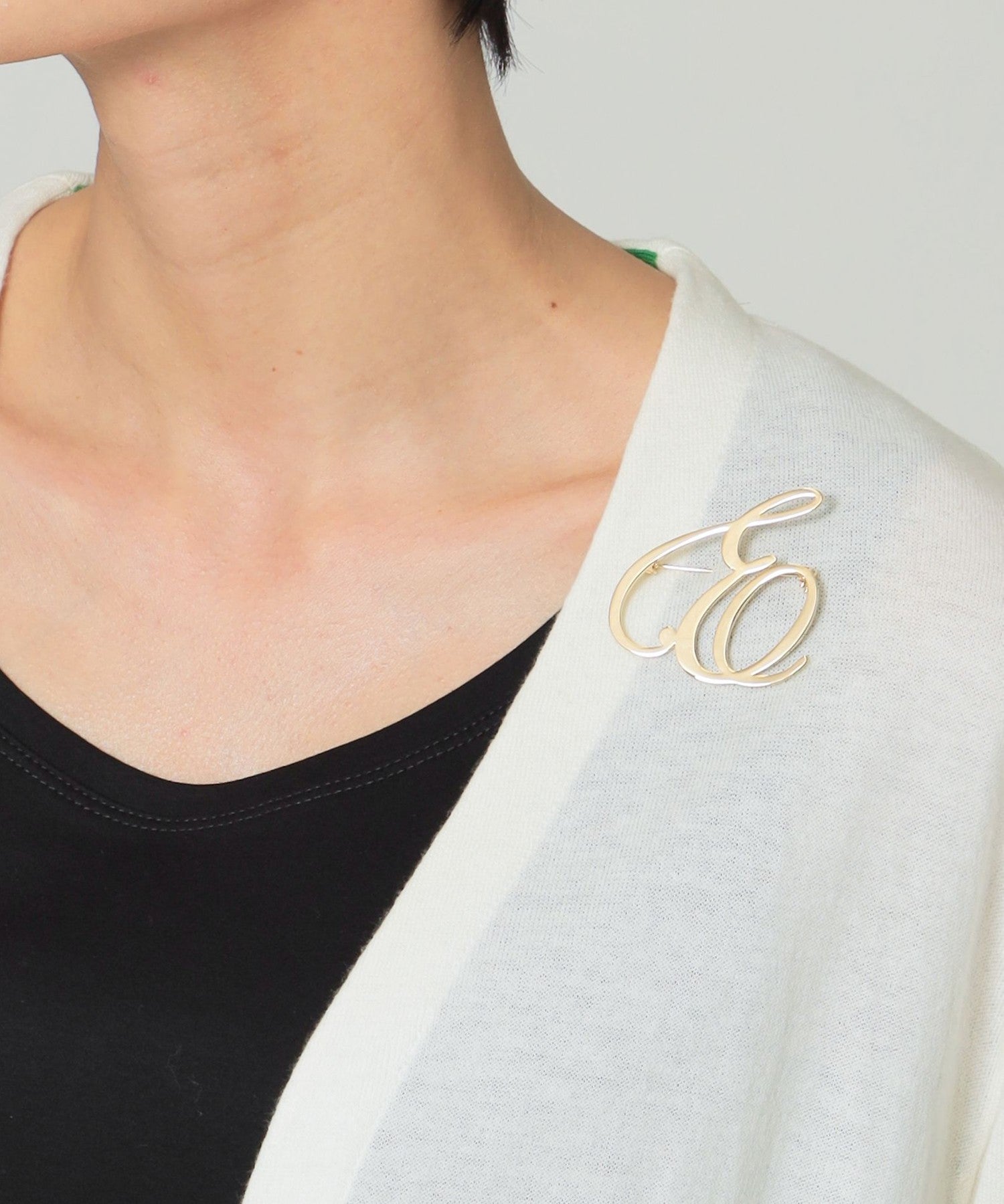 2213-U5V3311994__,94,