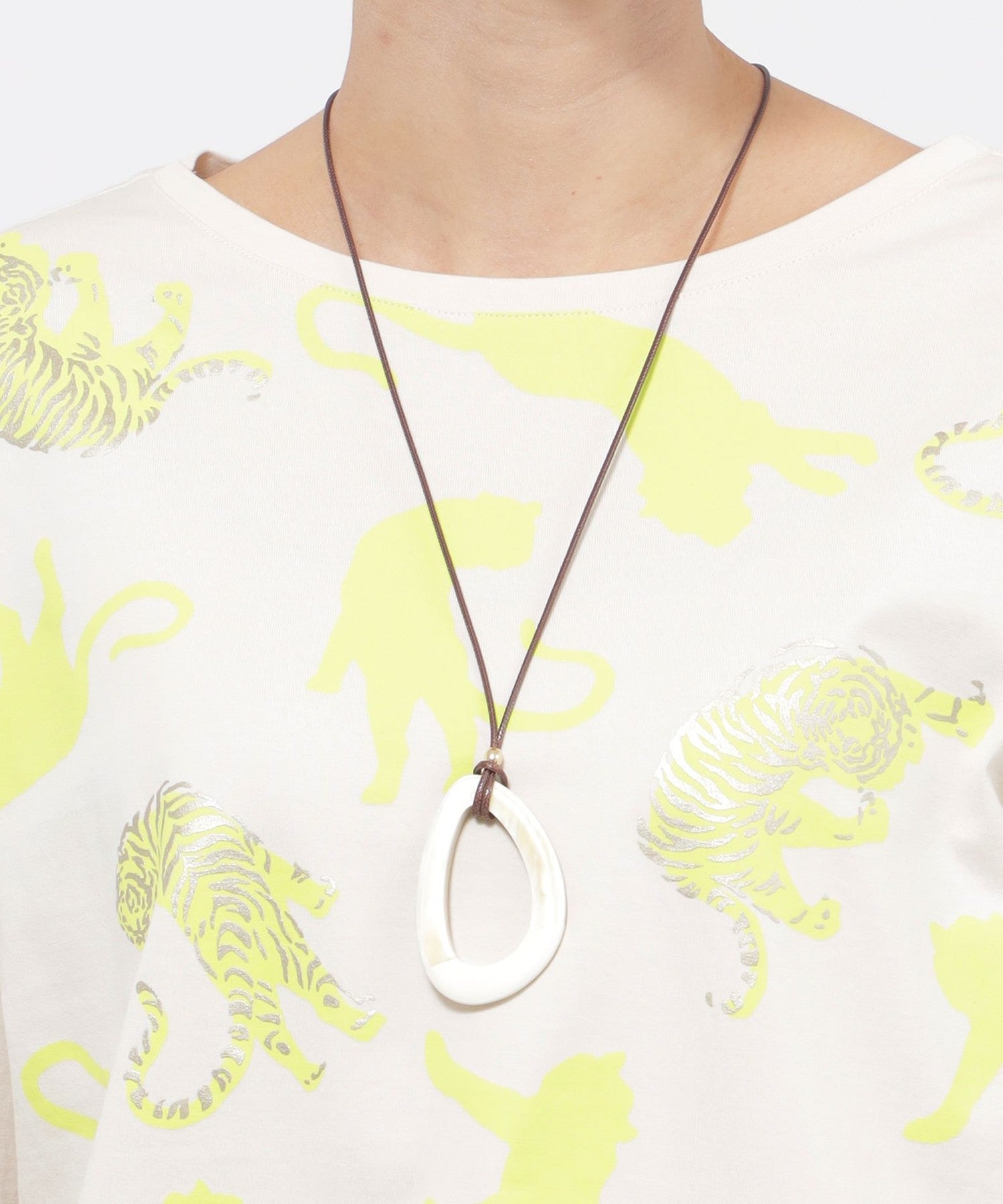 2213-U5V7136140__,40,