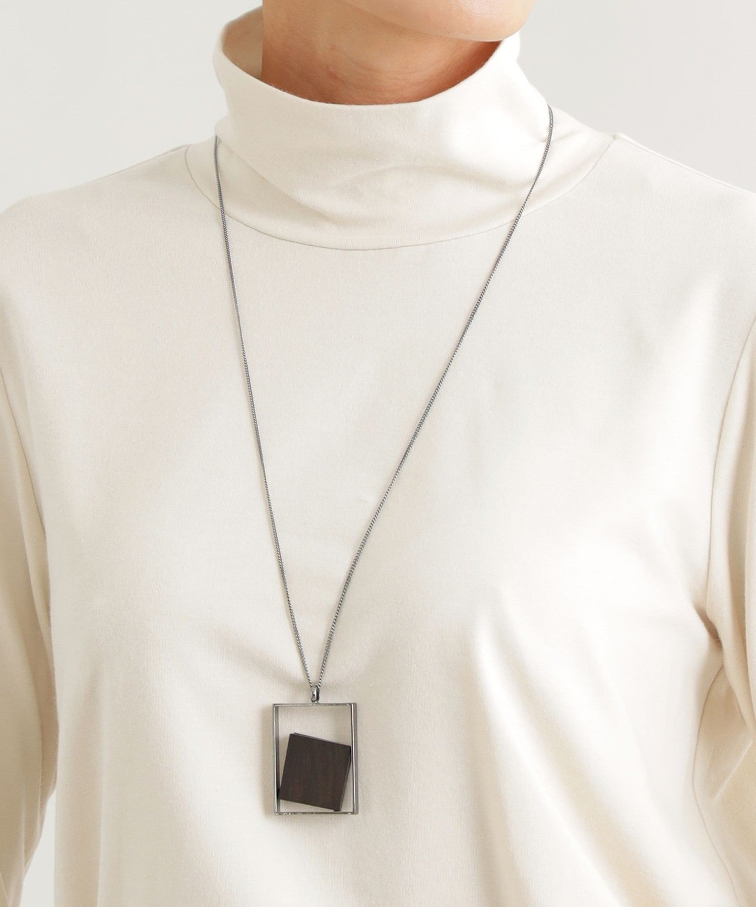 2213-U5V7187156__,56,