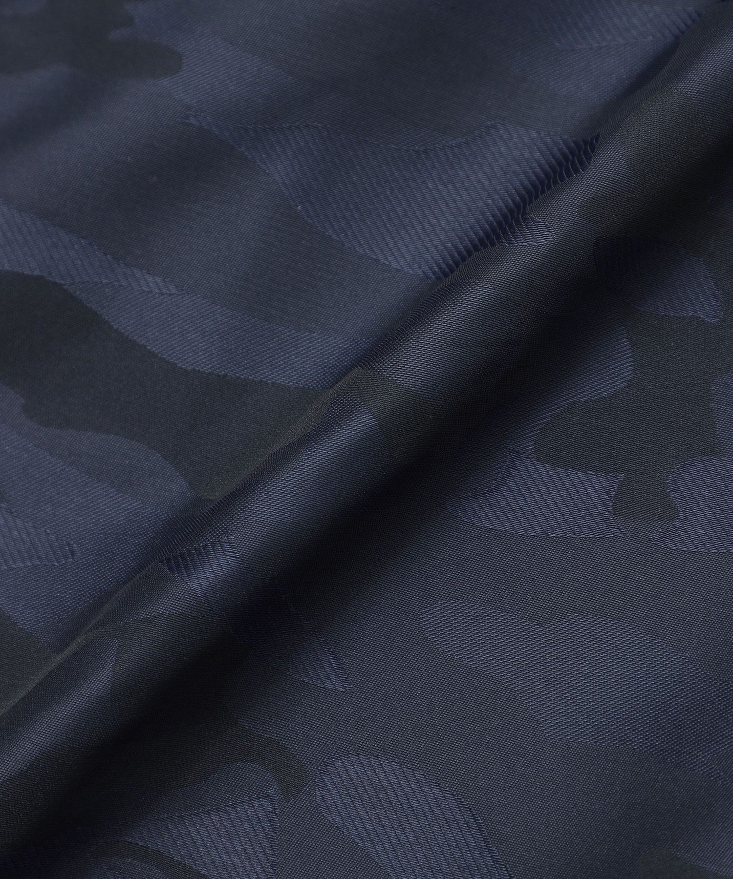 2214-U7A0347629__R,29,