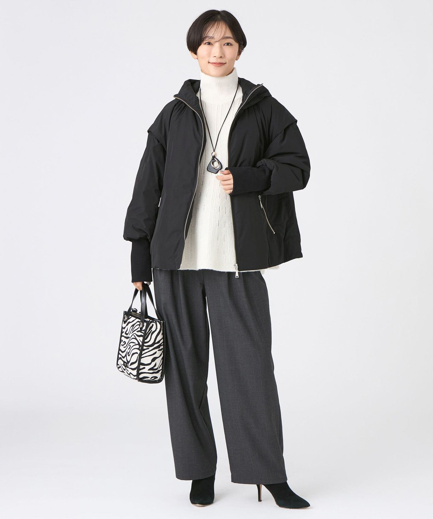 2214-U7A0867140__I,40,