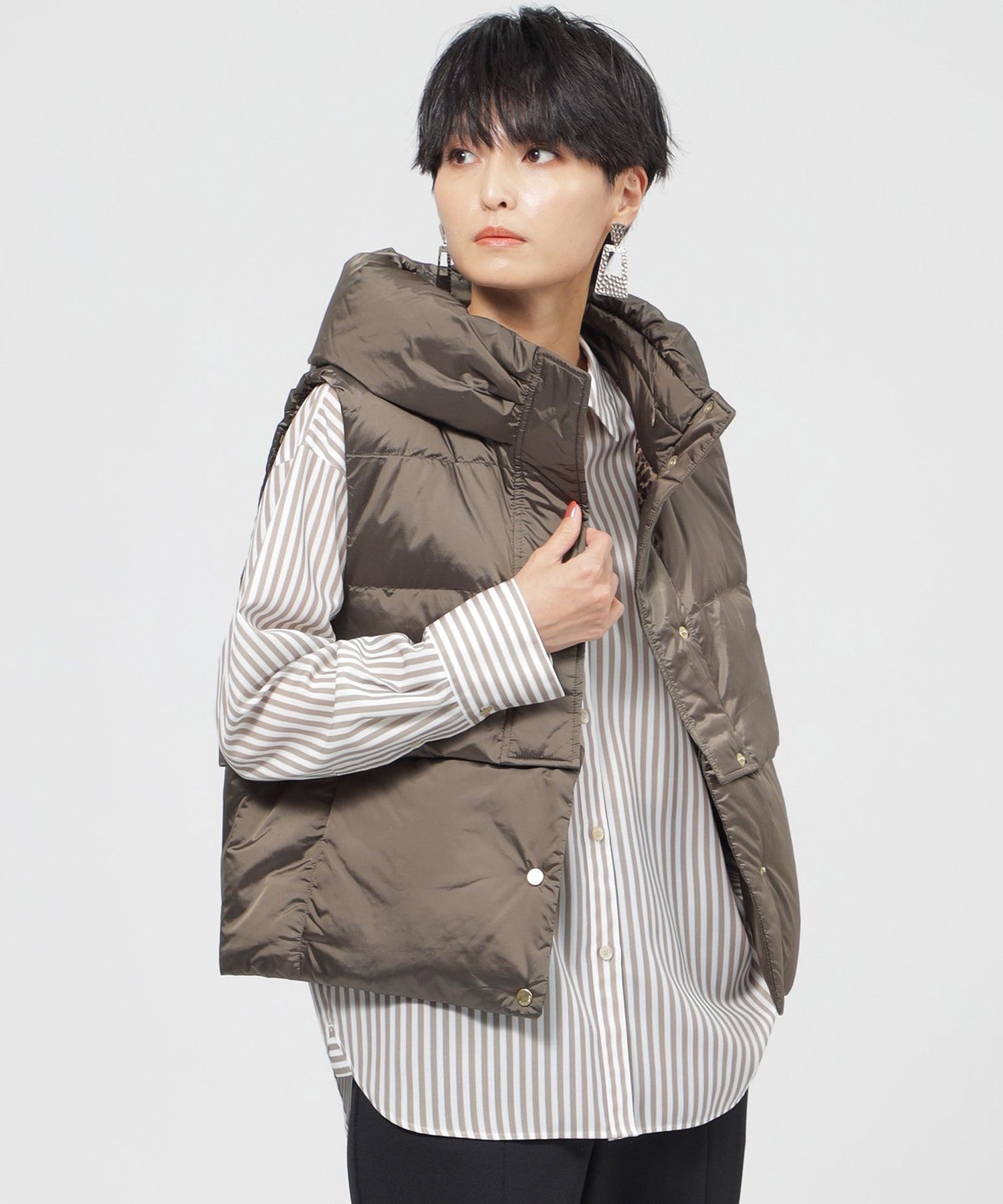 2214-U7G0447575__,75,