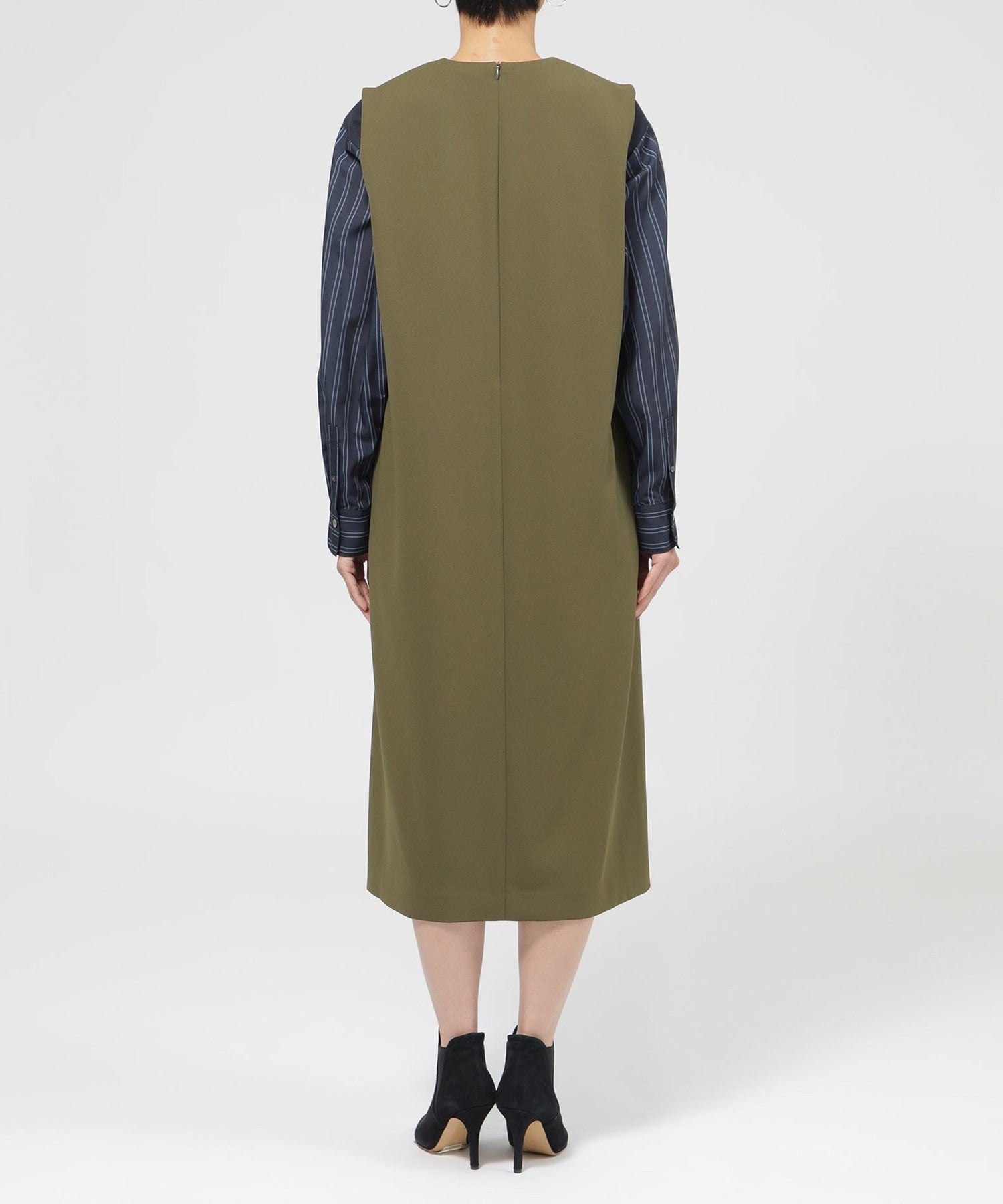 2214-U7J0343675__L,75,