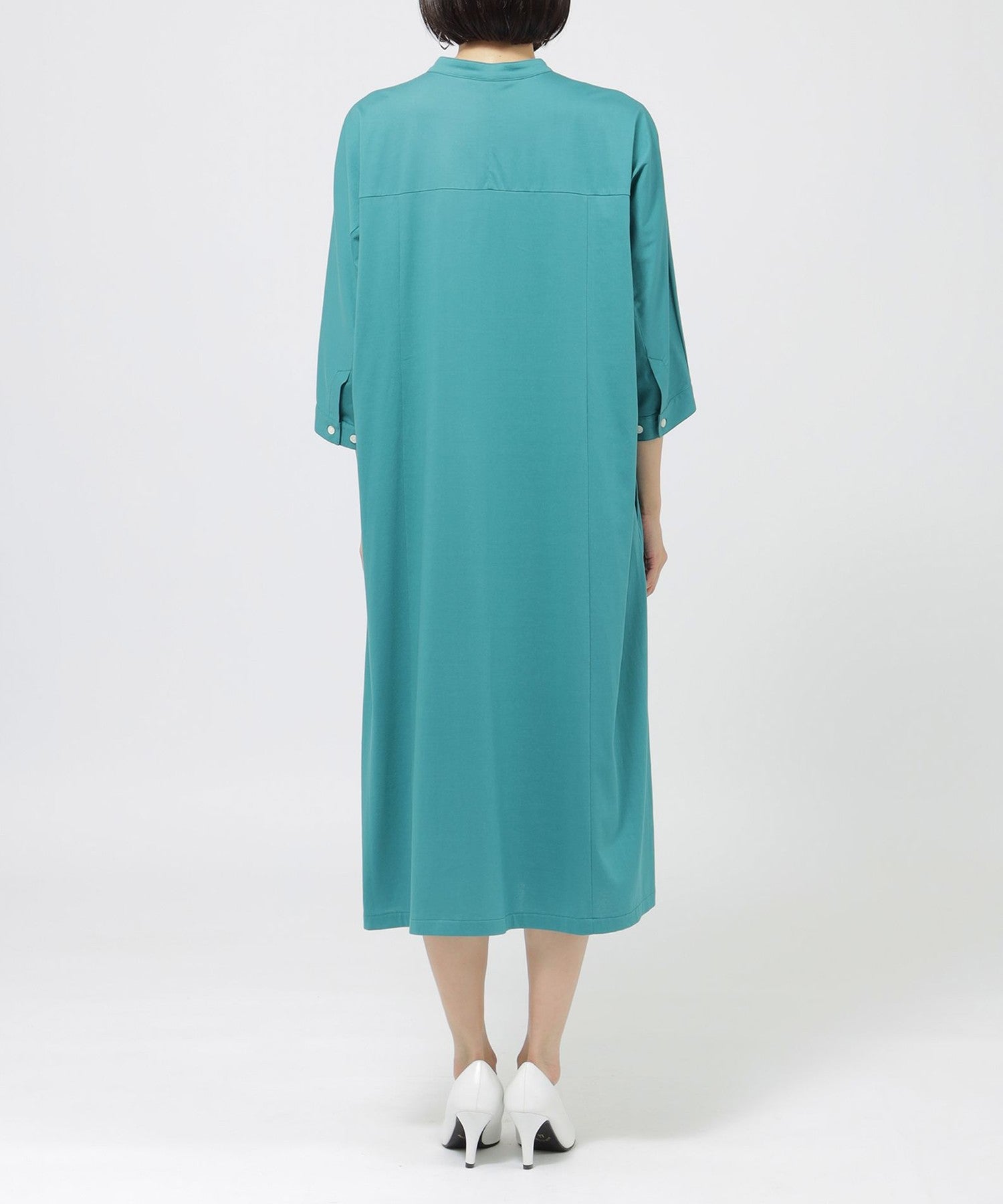 2214-U7J0830224__L,24,