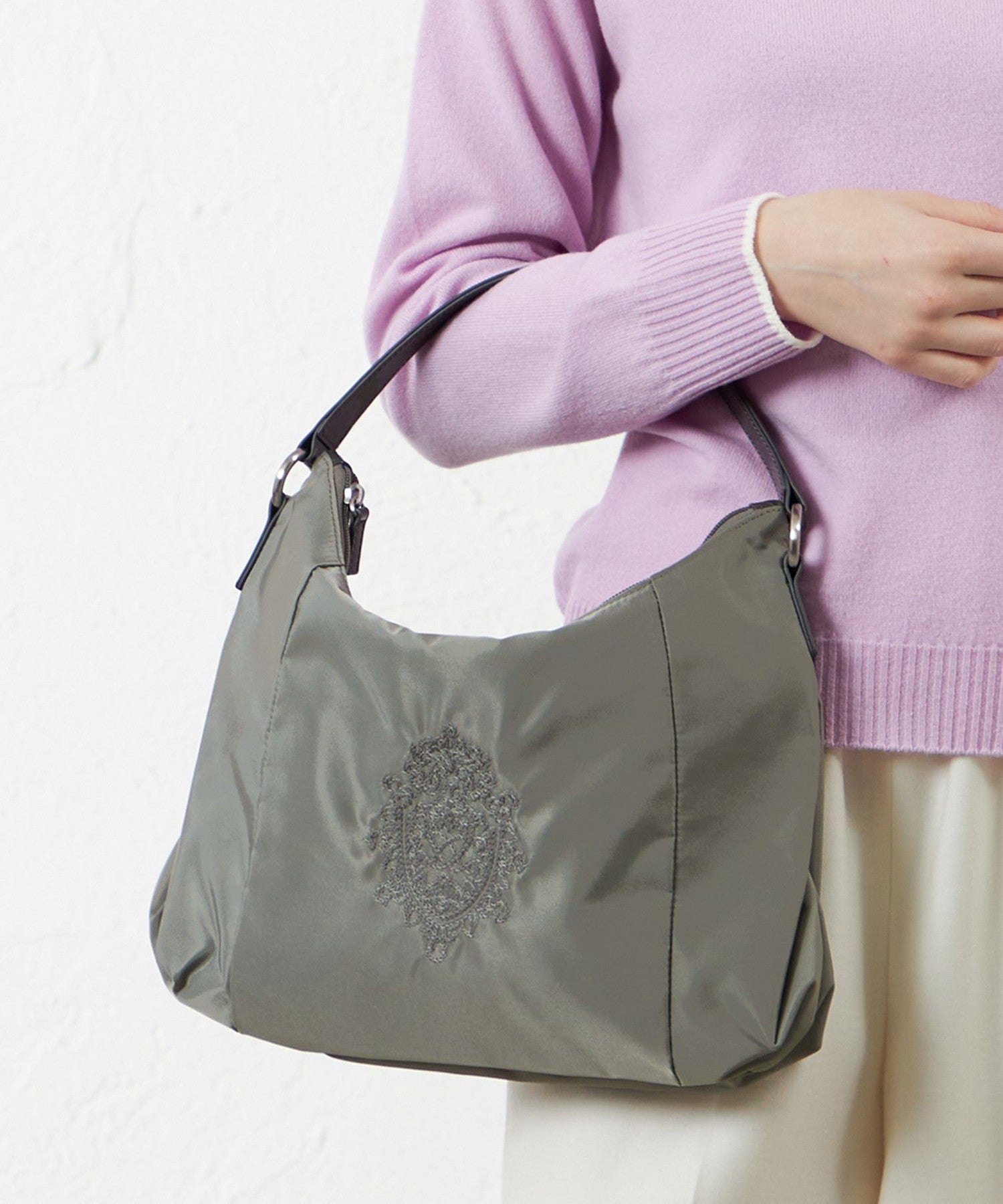 2231-V512250129__H,29,