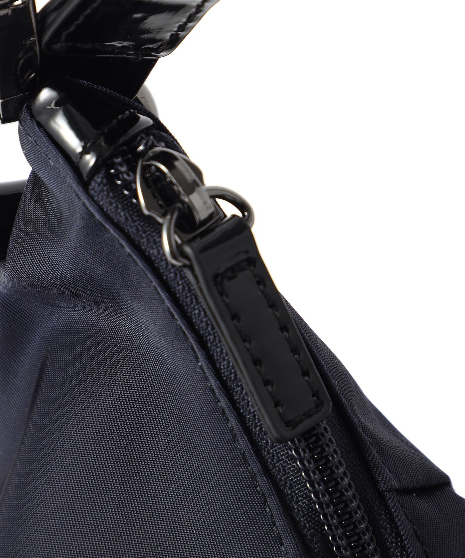 2231-V512250129__U,29,