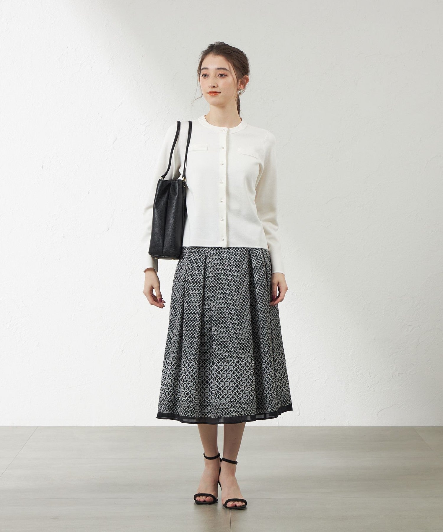 2231-V512450340__J,40,