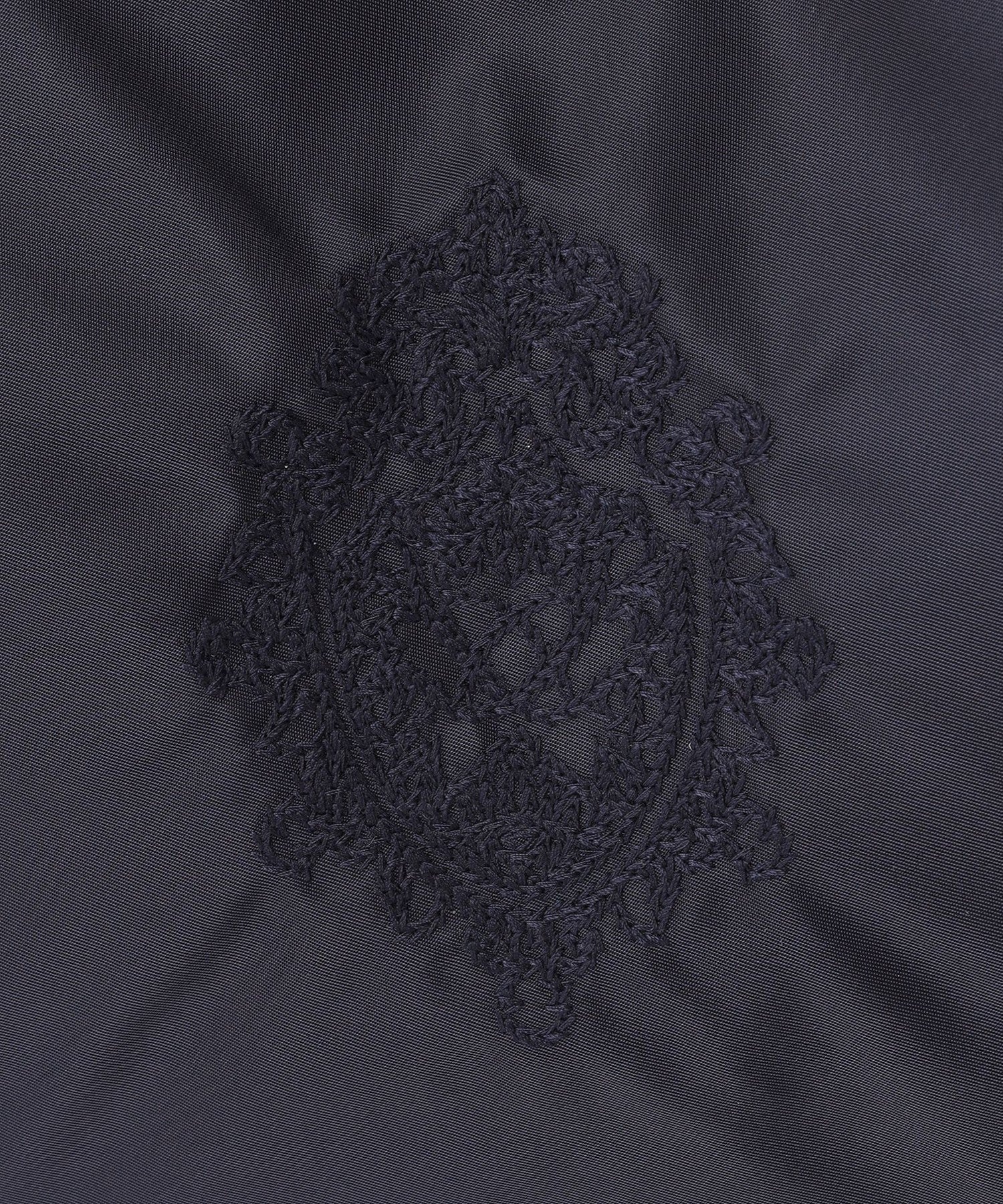 2231-V512462429__T,29,