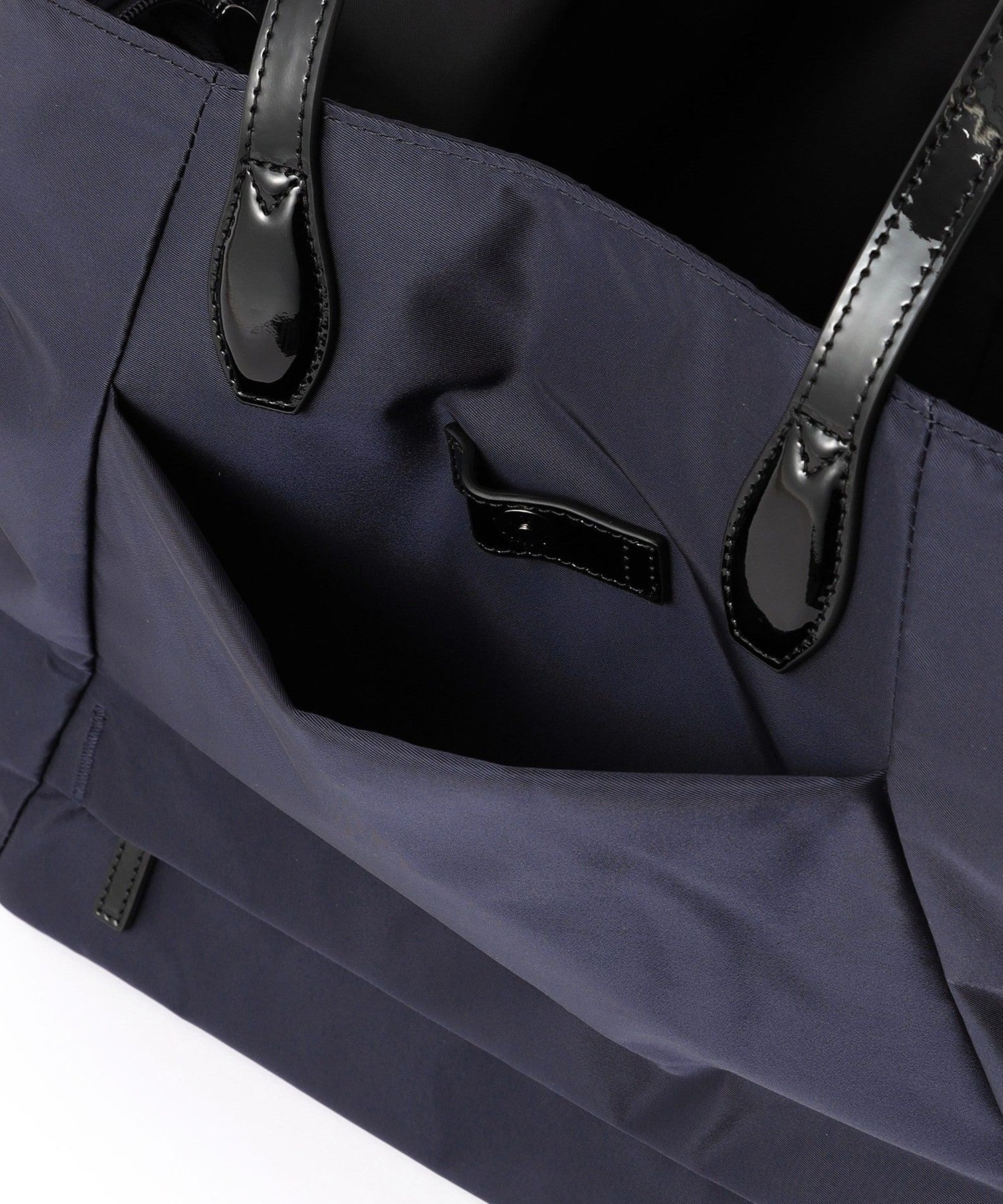 2231-V512562429__R,29,