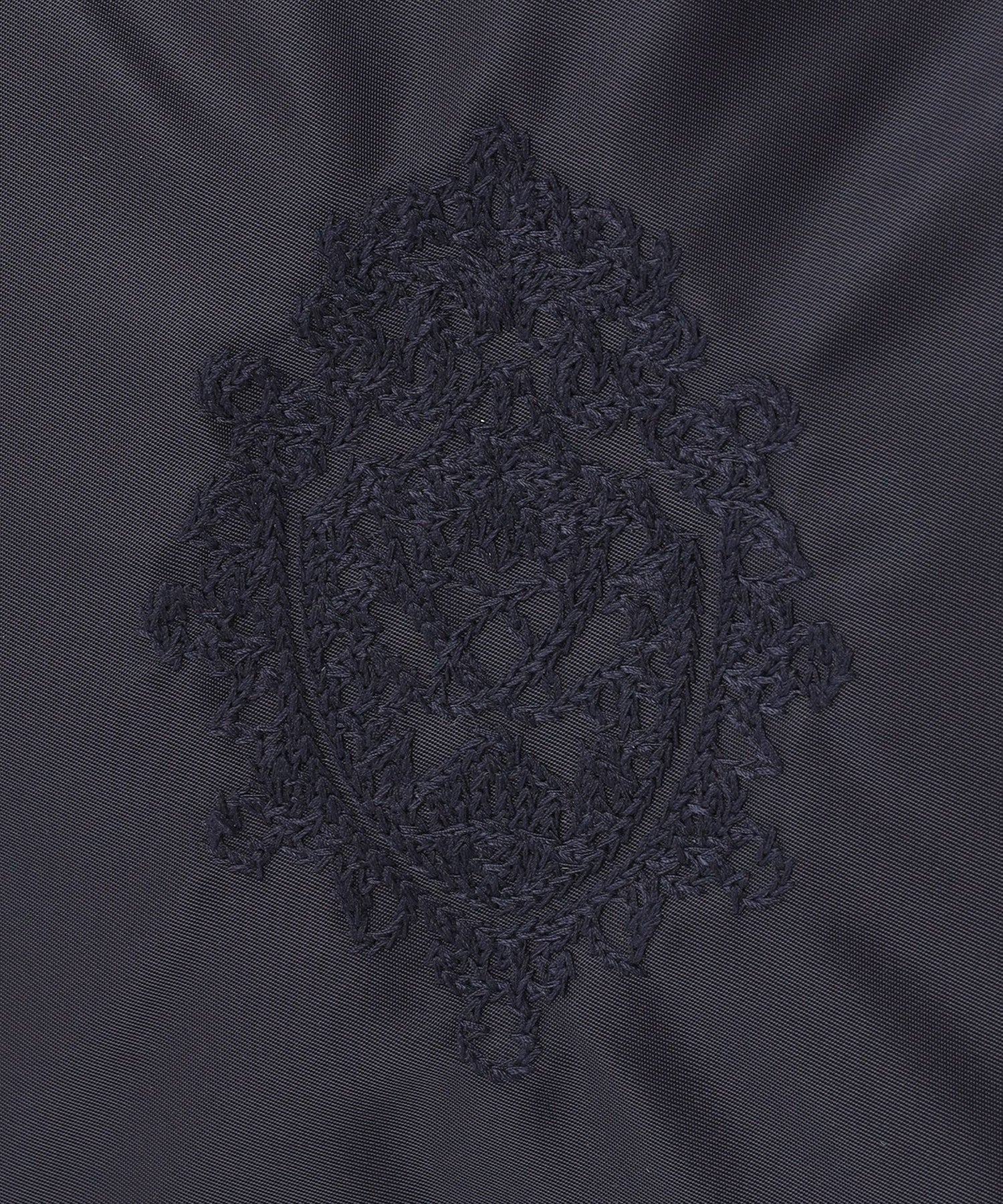 2231-V512562429__U,29,