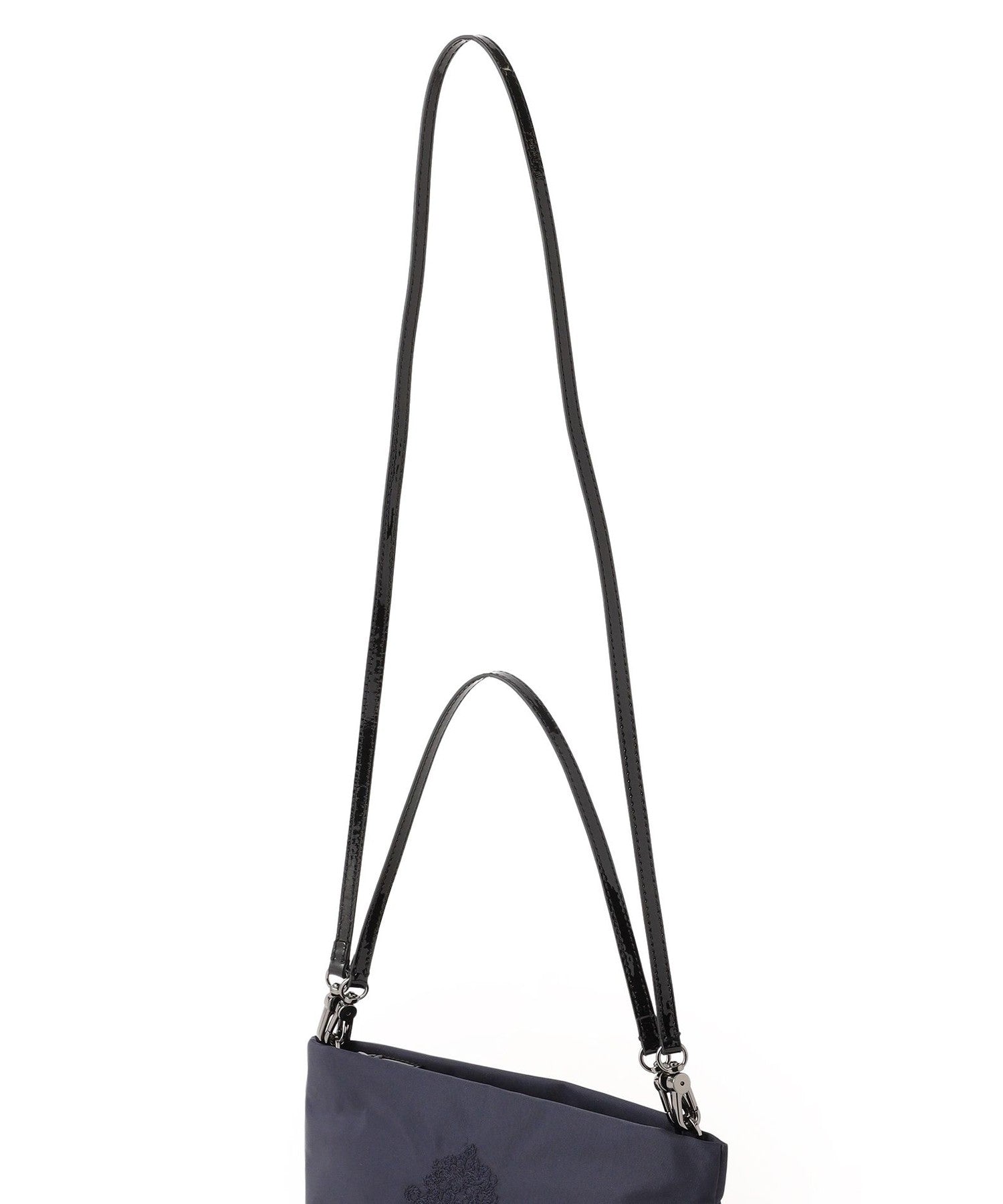 2231-V512662429__T,29,