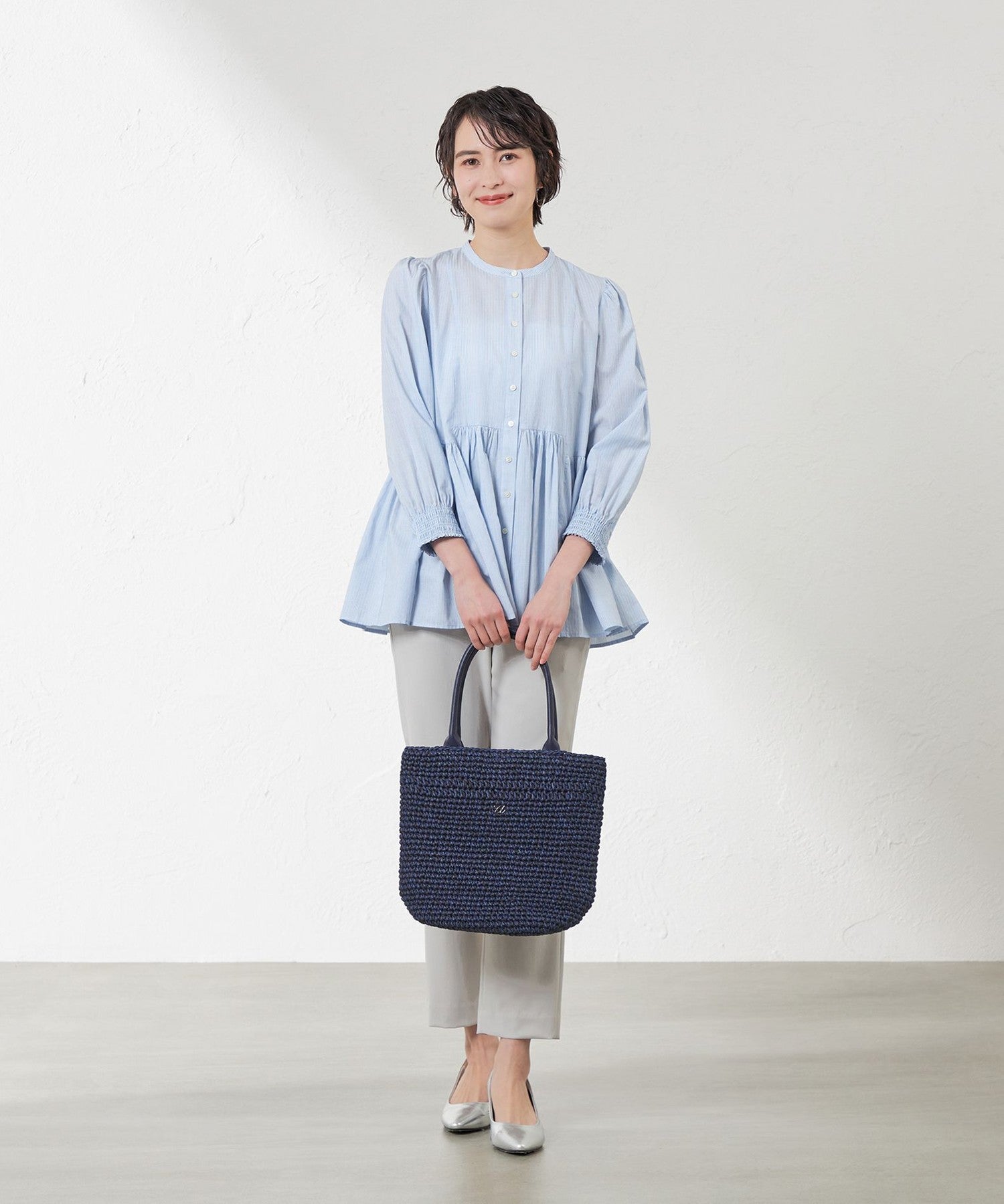 2231-V513451329__L,29,