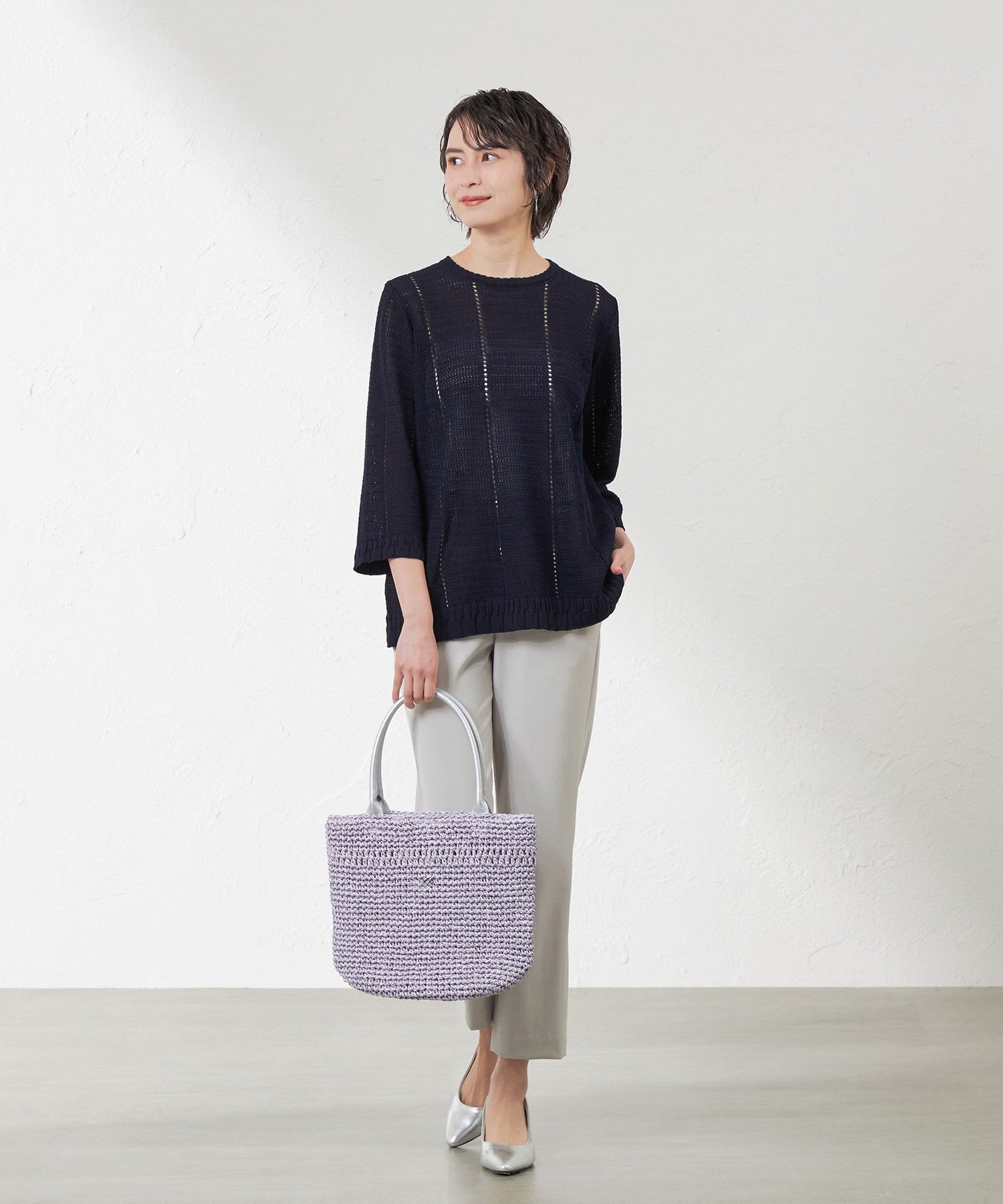 2231-V513451329__M,29,