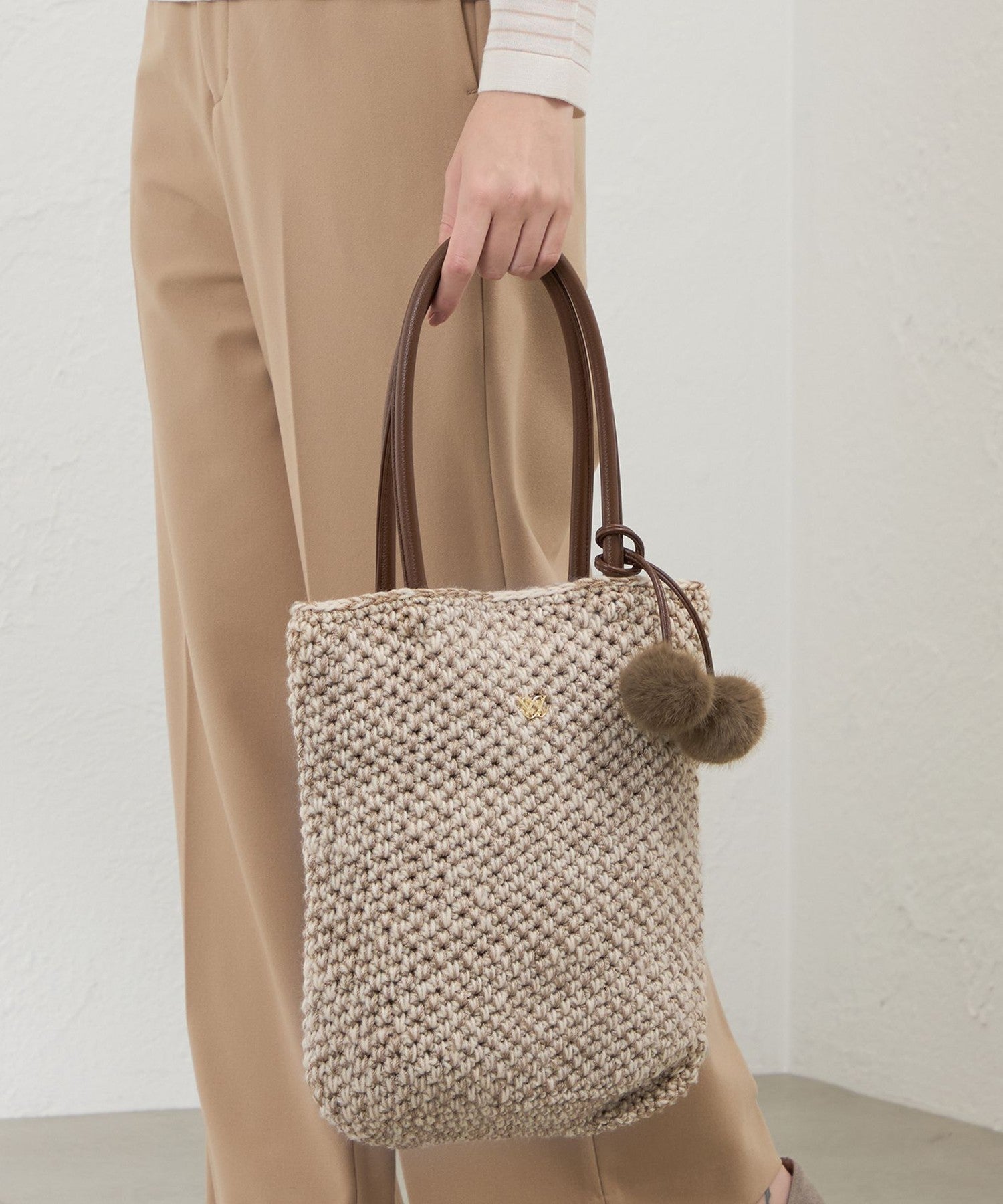 2231-V513863540__H,40,