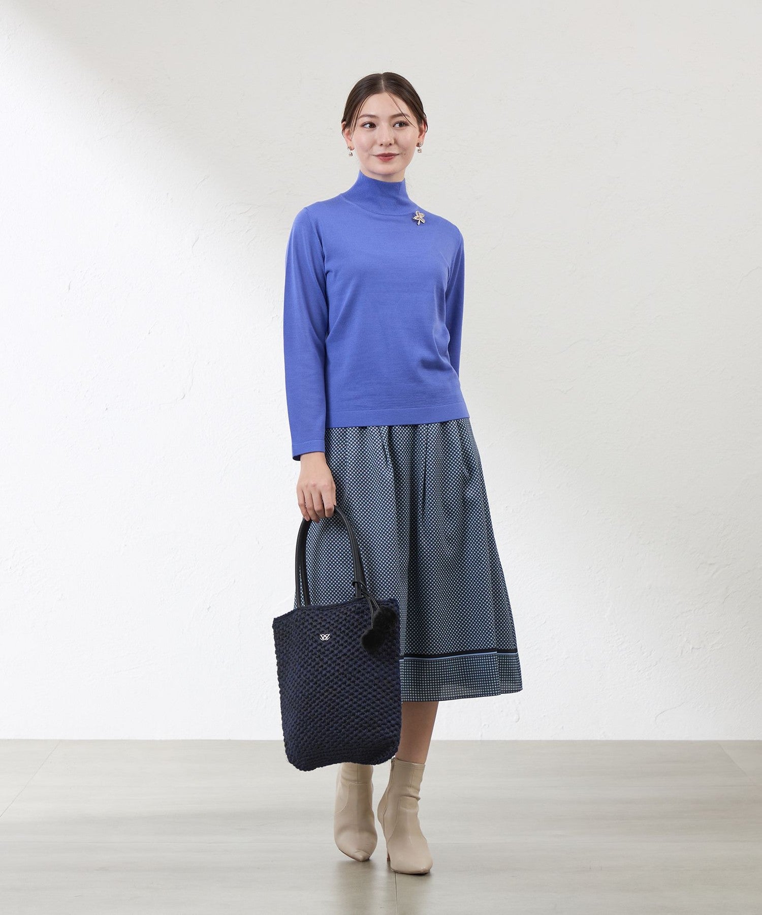 2231-V513863540__J,40,