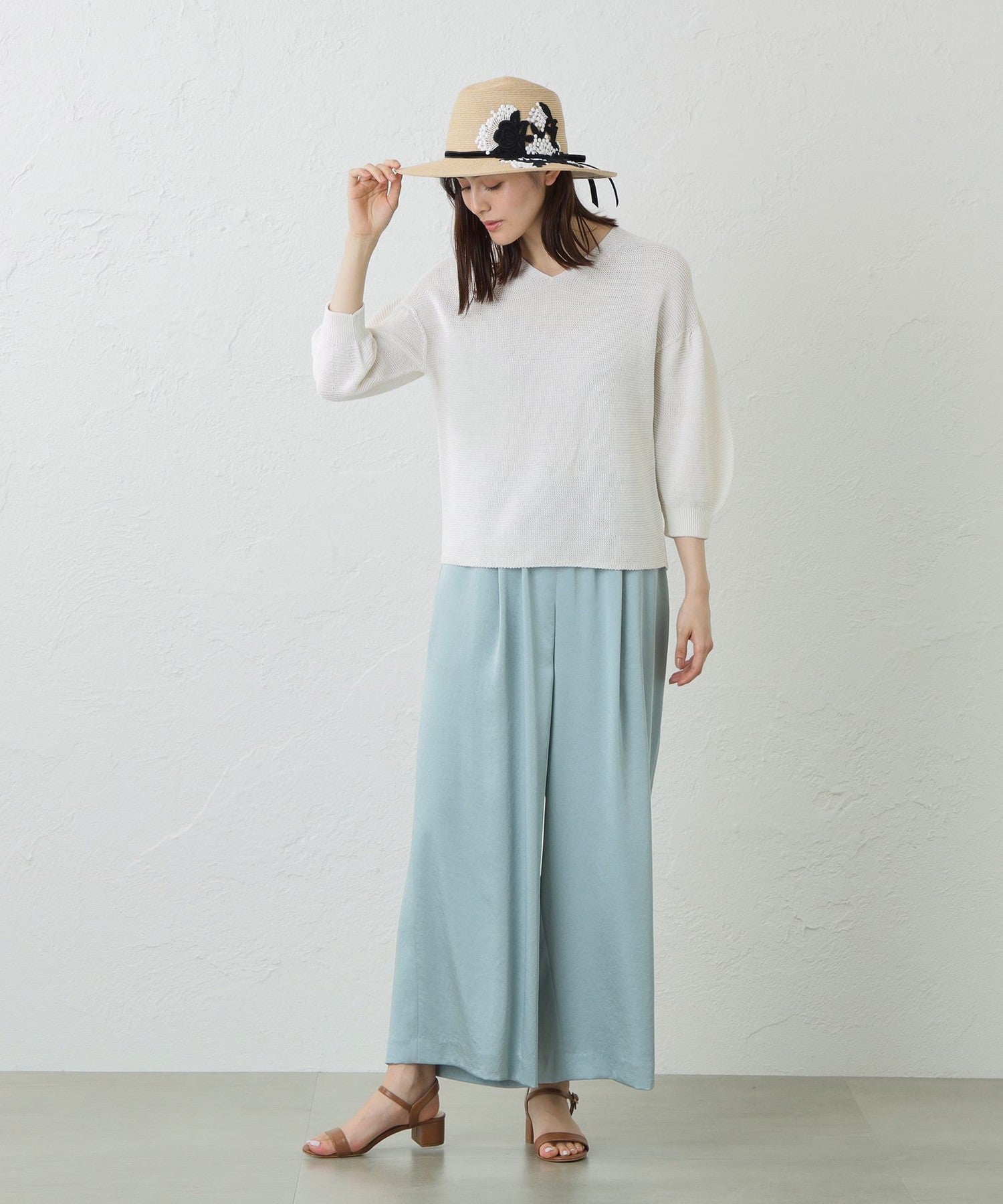 2231-V552114940__A,40,