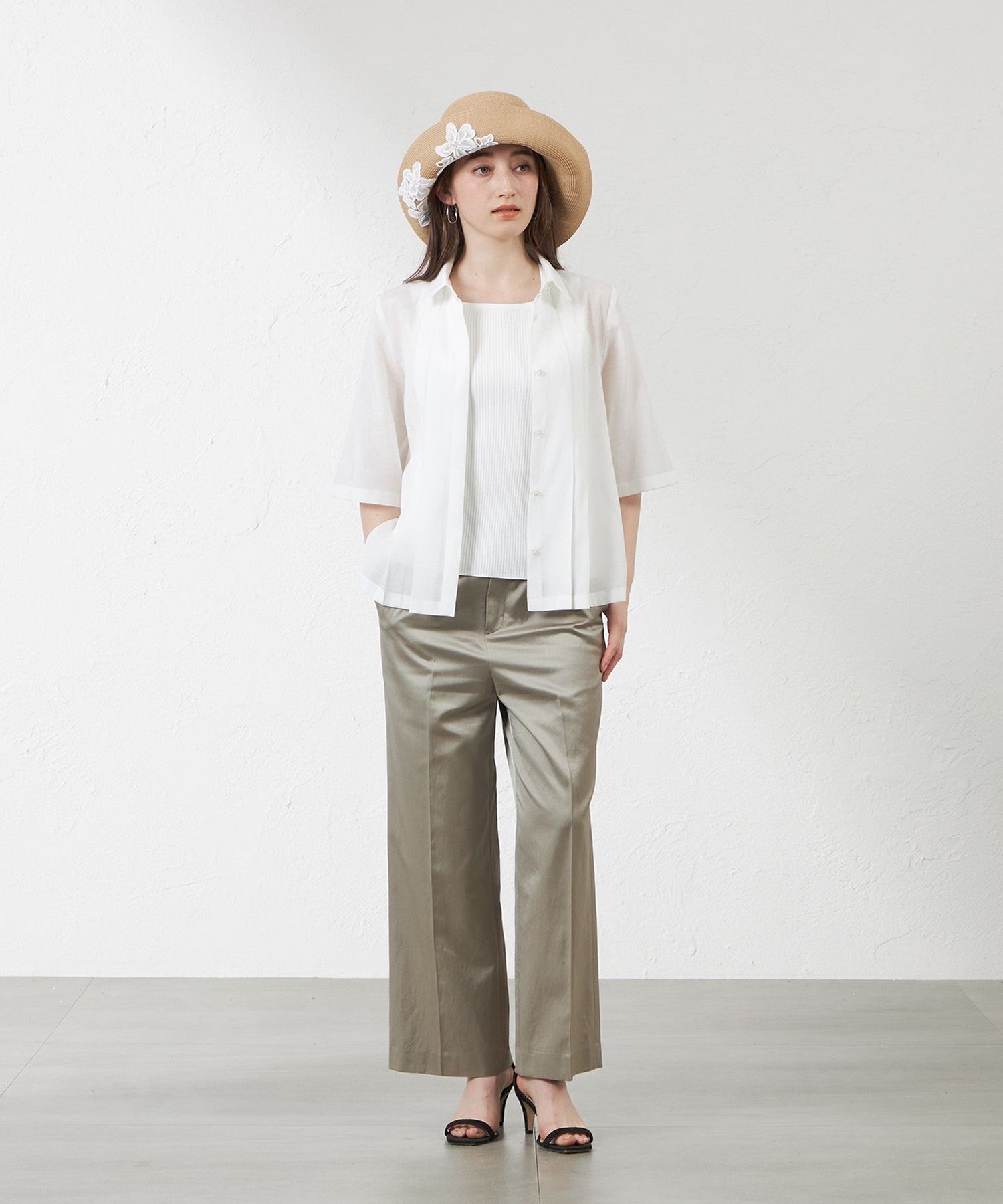 2231-V554652340__I,40,