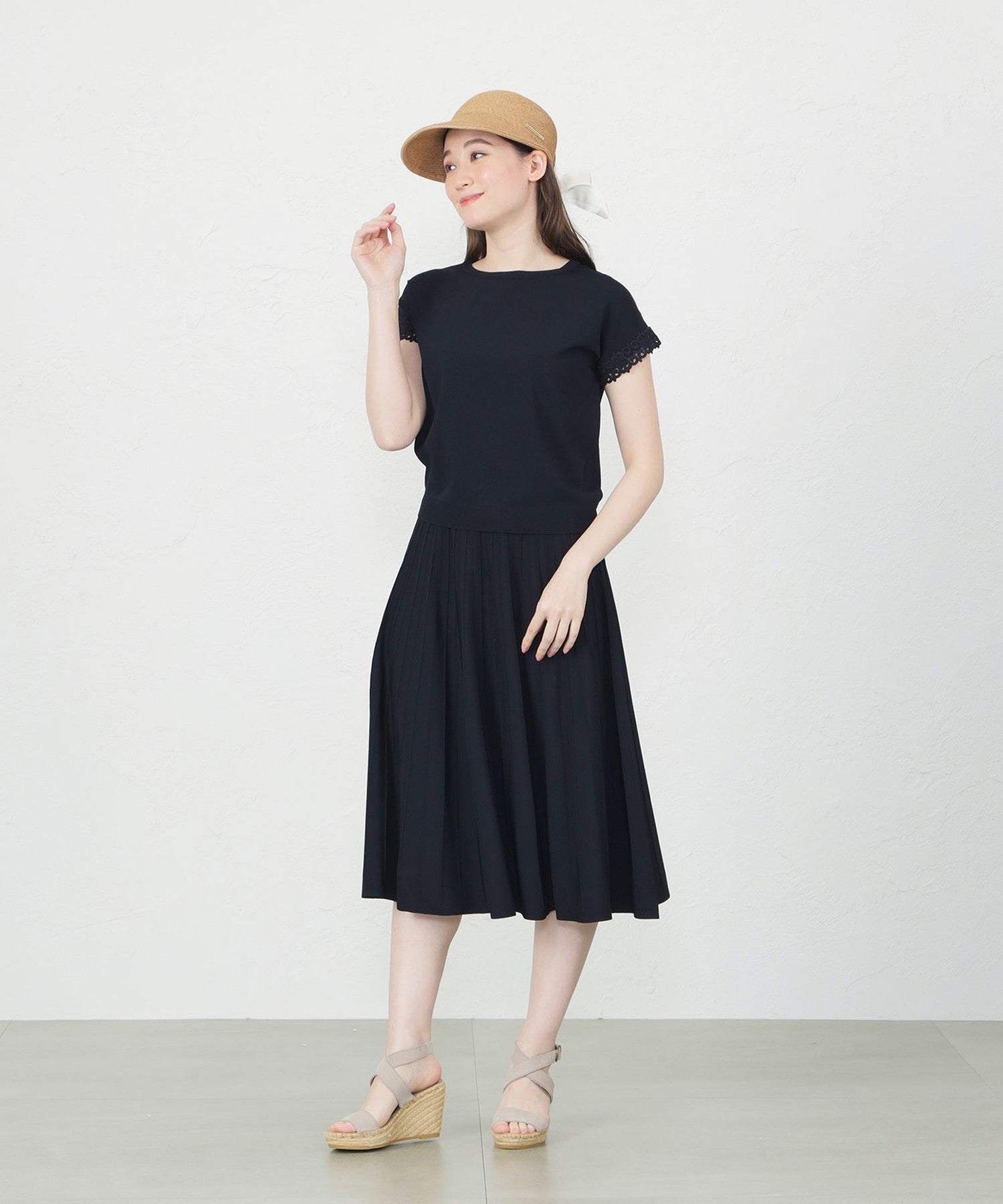 2231-V555931840__I,40,