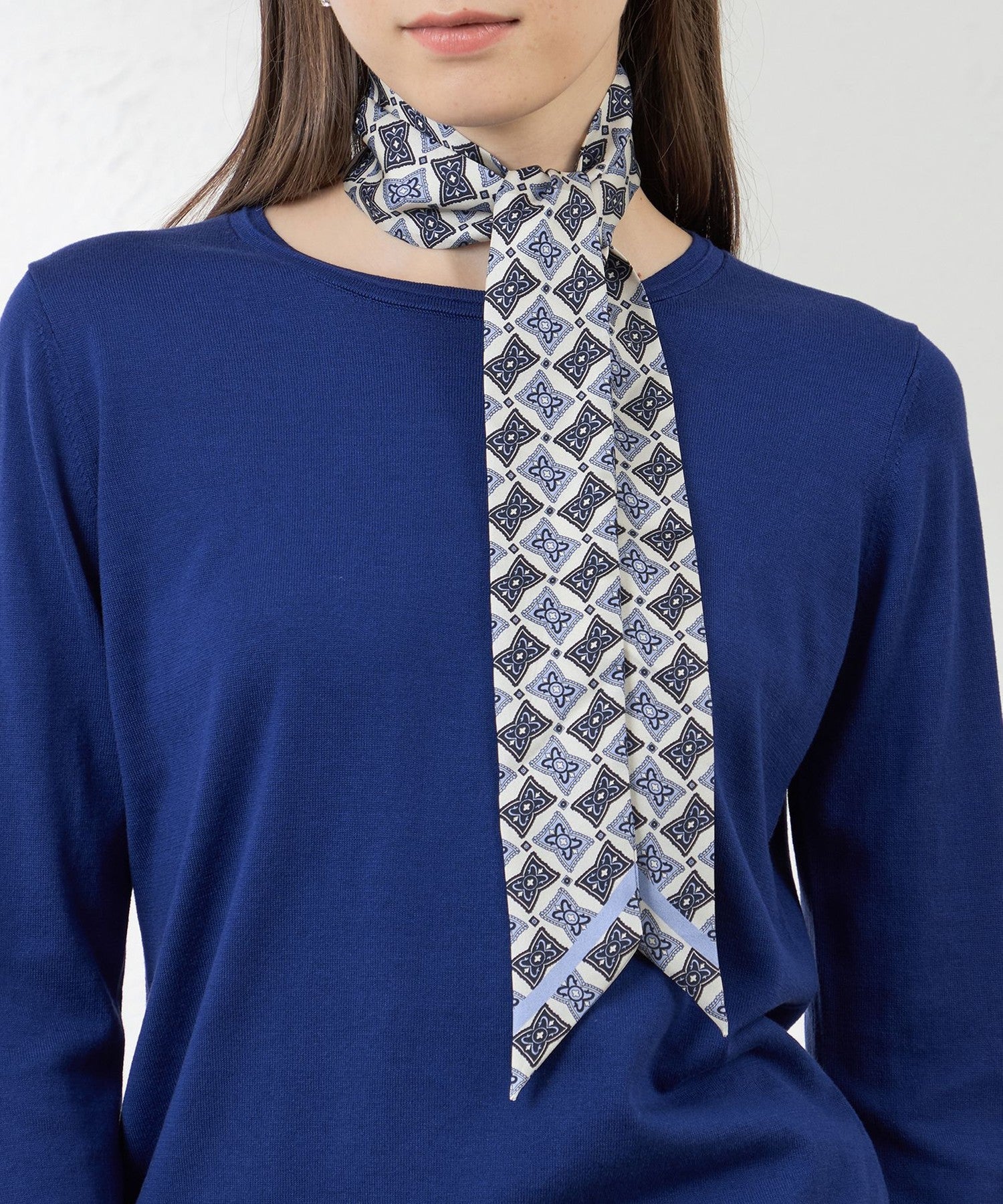 2231-V573062724__H,24,