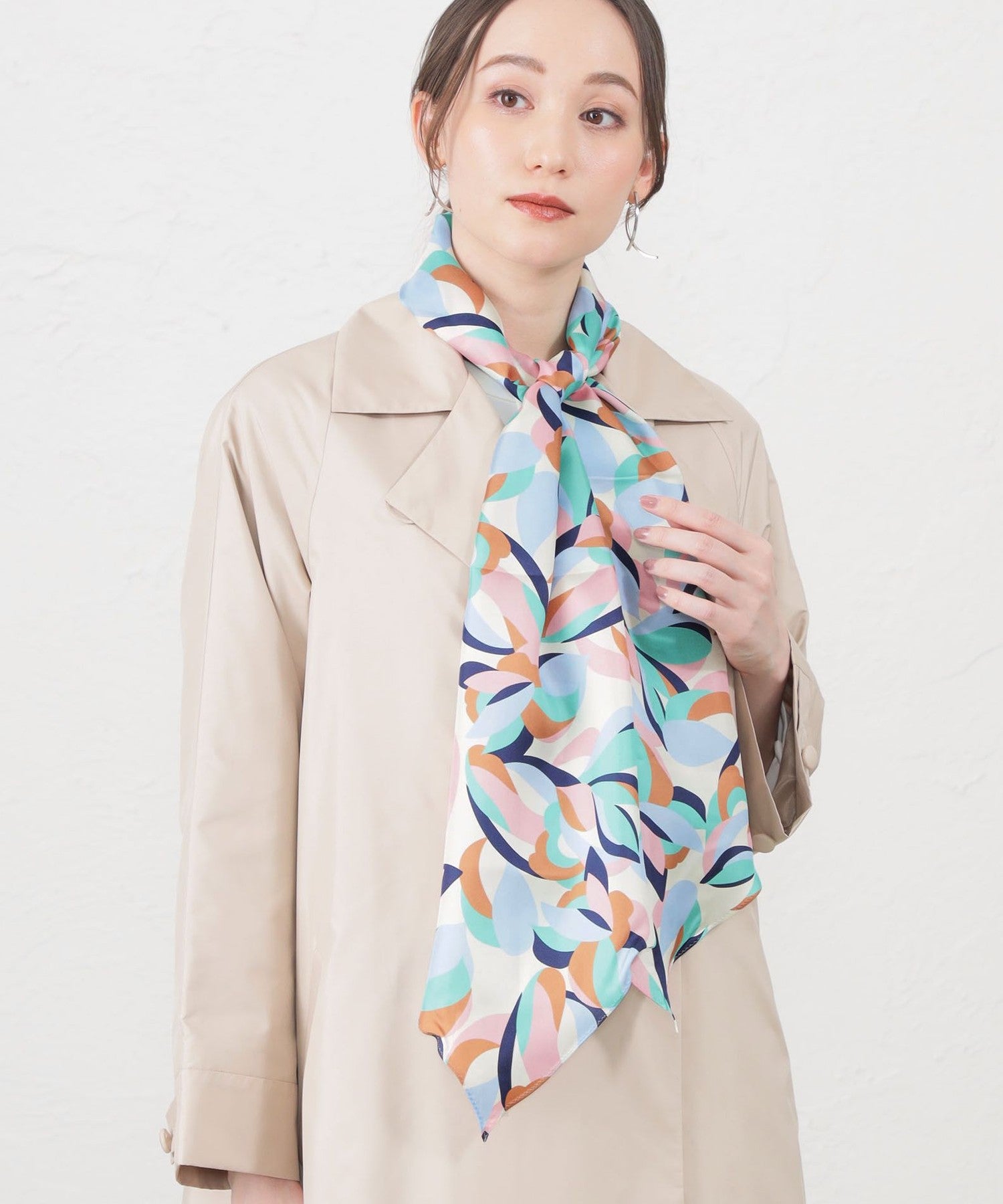 2231-V574630422__,22,