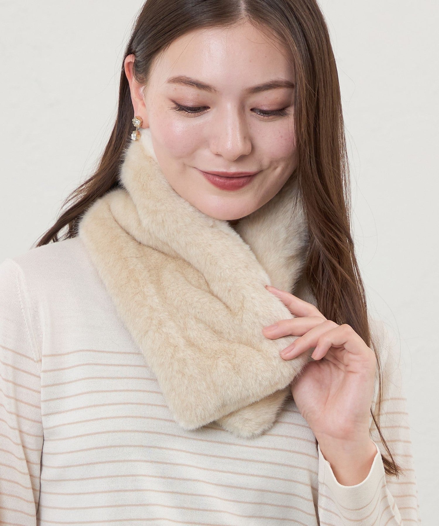 2231-V575164840__,40,