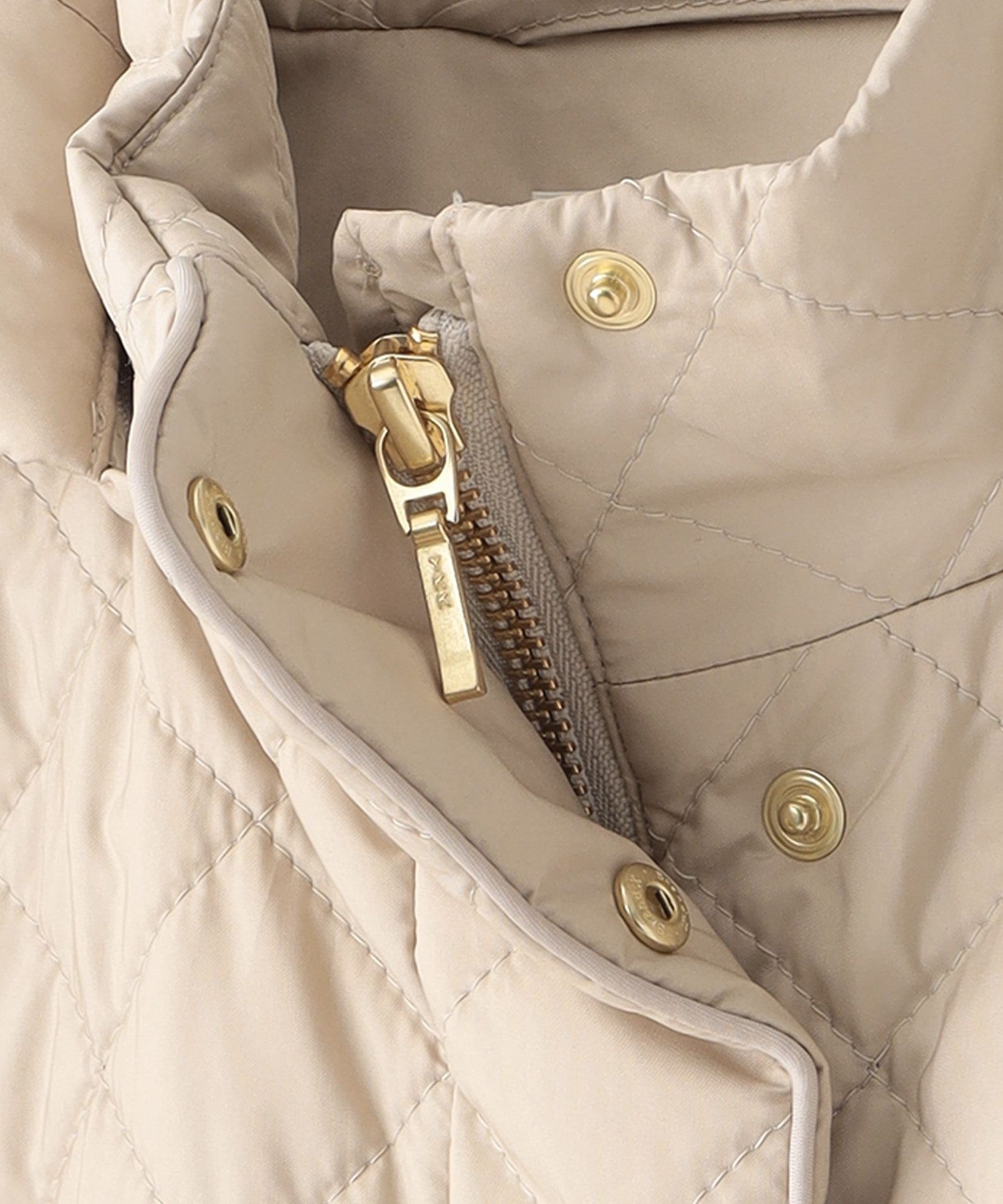 2231-V5A0244440__P,40,