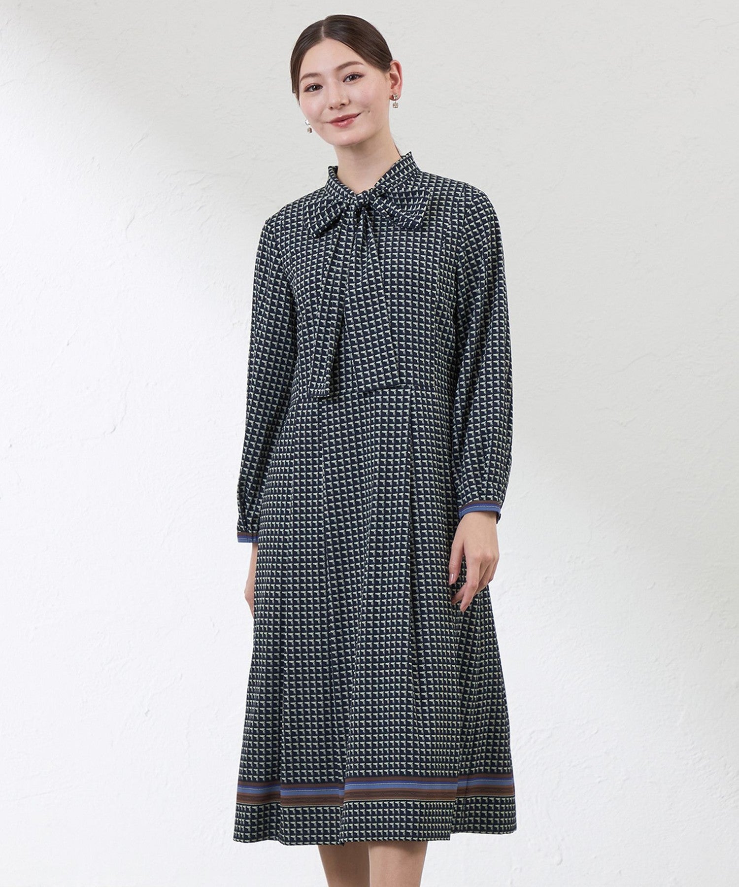 2231-V5J0463629__,29,モデル身長164cm 着用サイズ：38